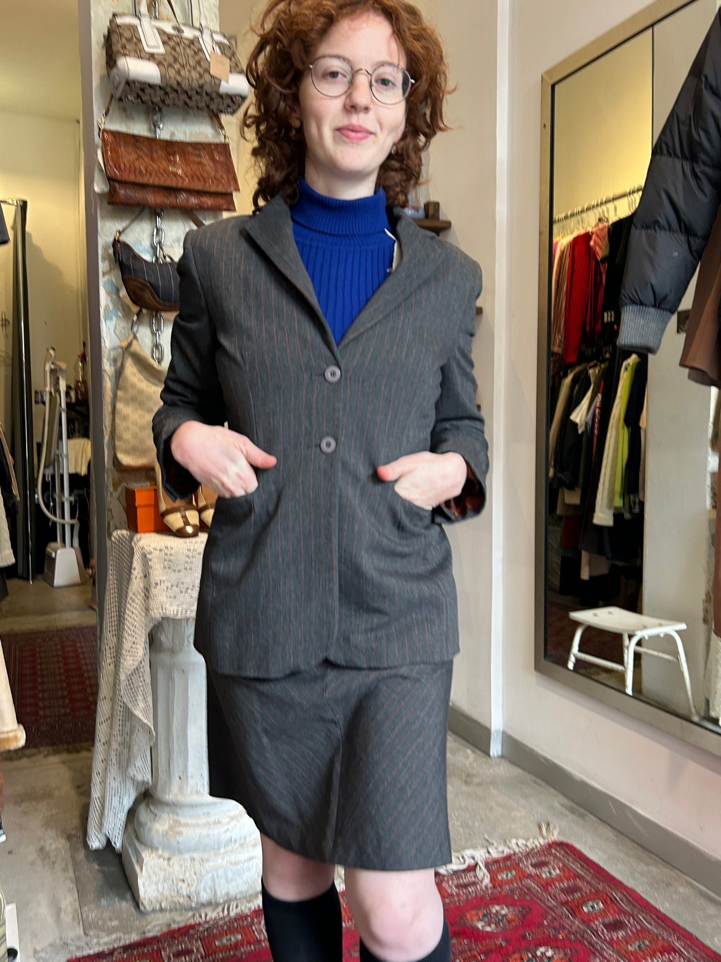 Rose d vintage suit
