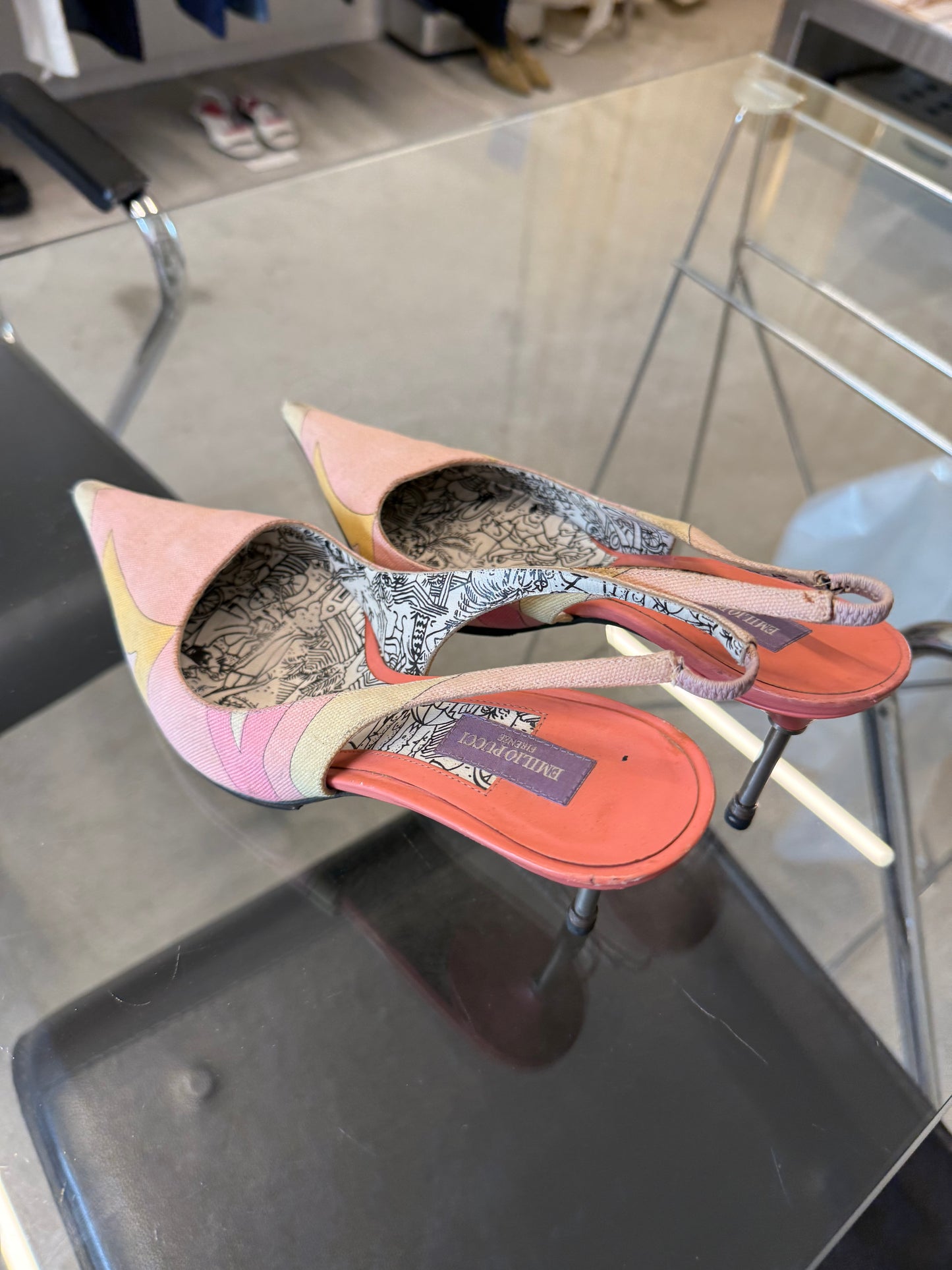 EMILIO PUCCI stiletto 37 EU