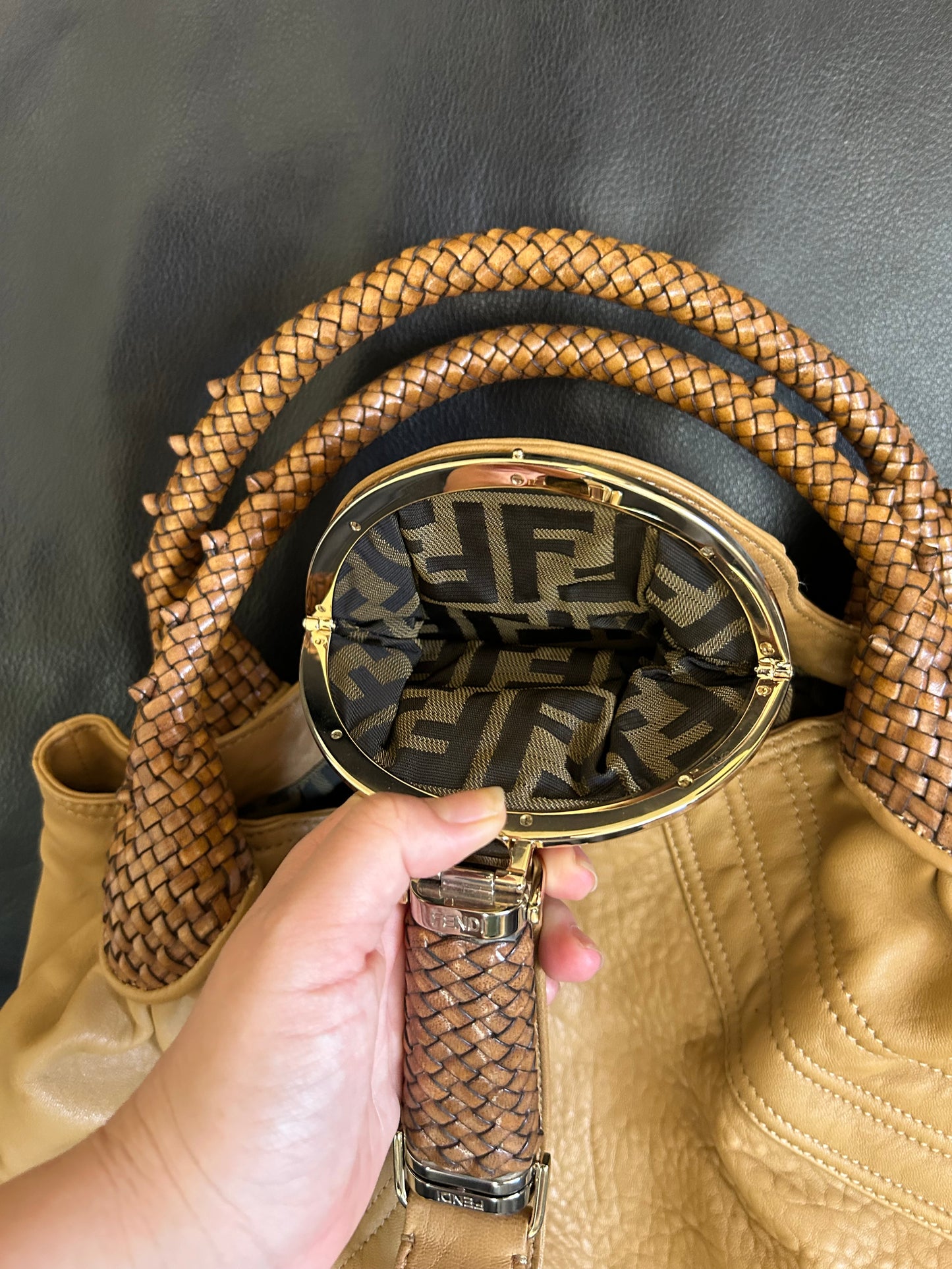 FENDI large brown lambskin spy bag šµš»