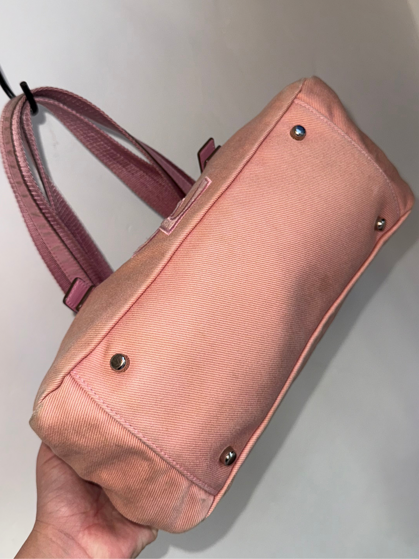 Yves Saint Laurent 2000s pink shoulder bag