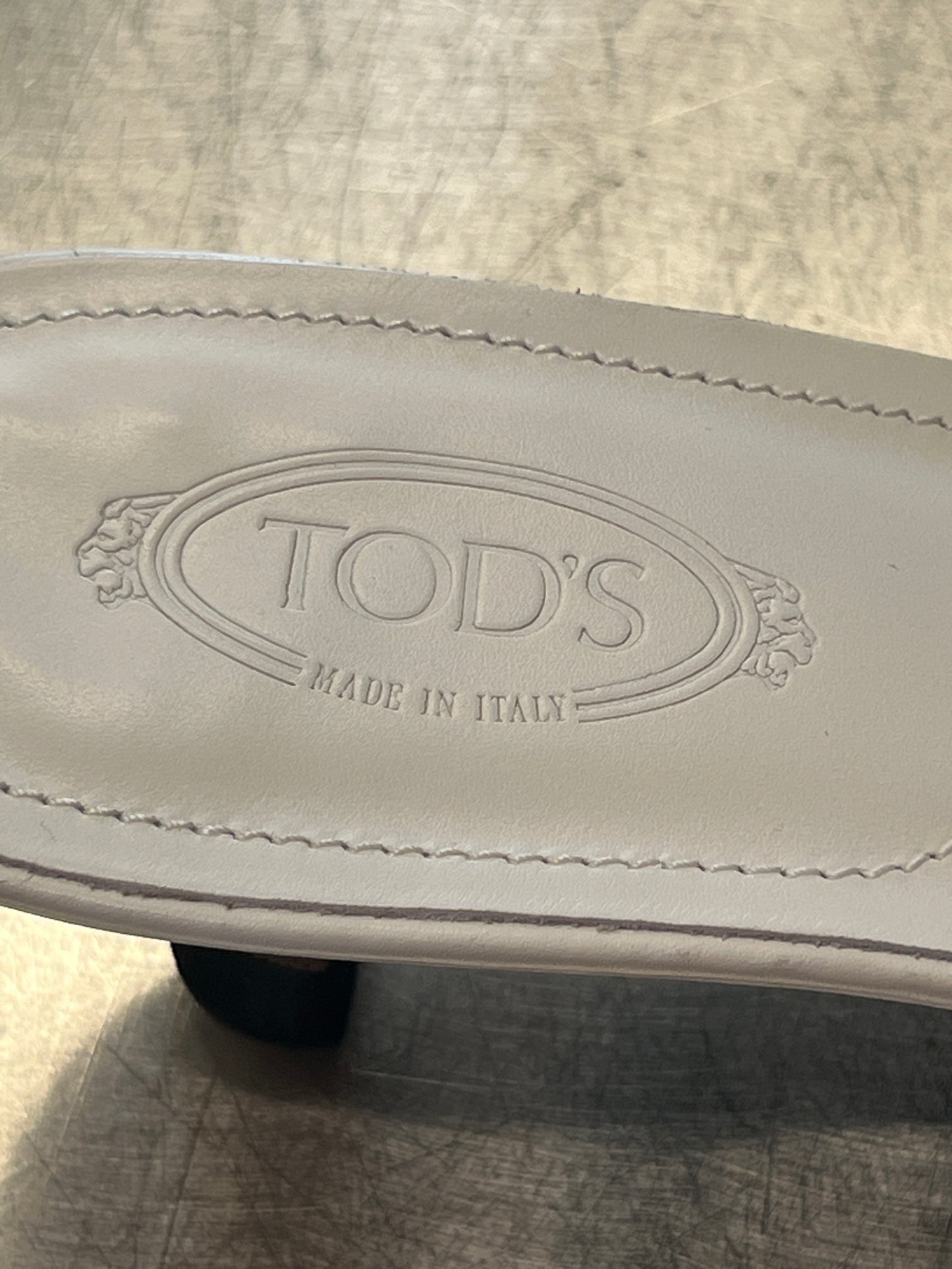 Tod’s Buckle Mules 37.5