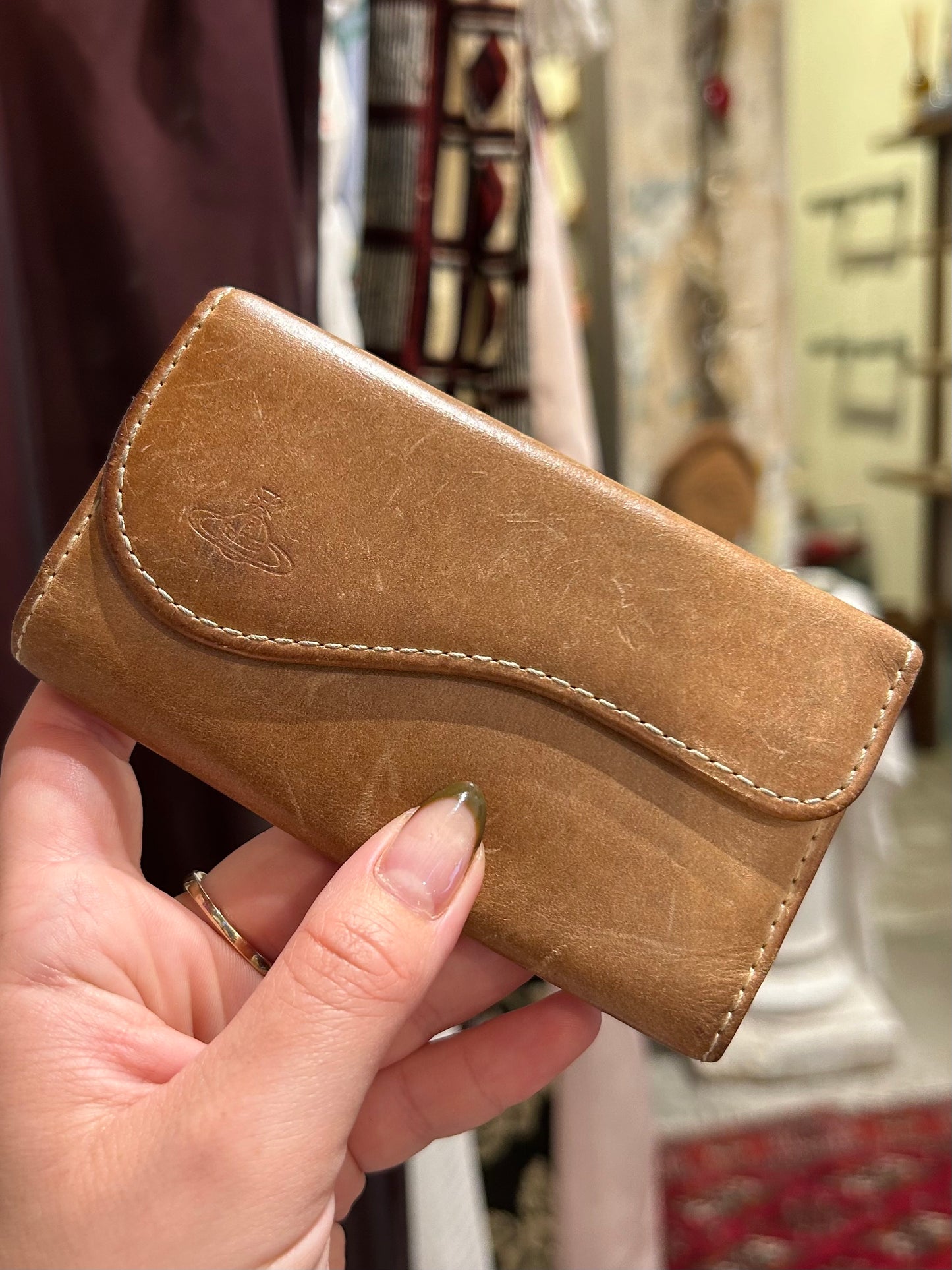 VIVIENNE WESTWOOD light brown key wallet 🔑