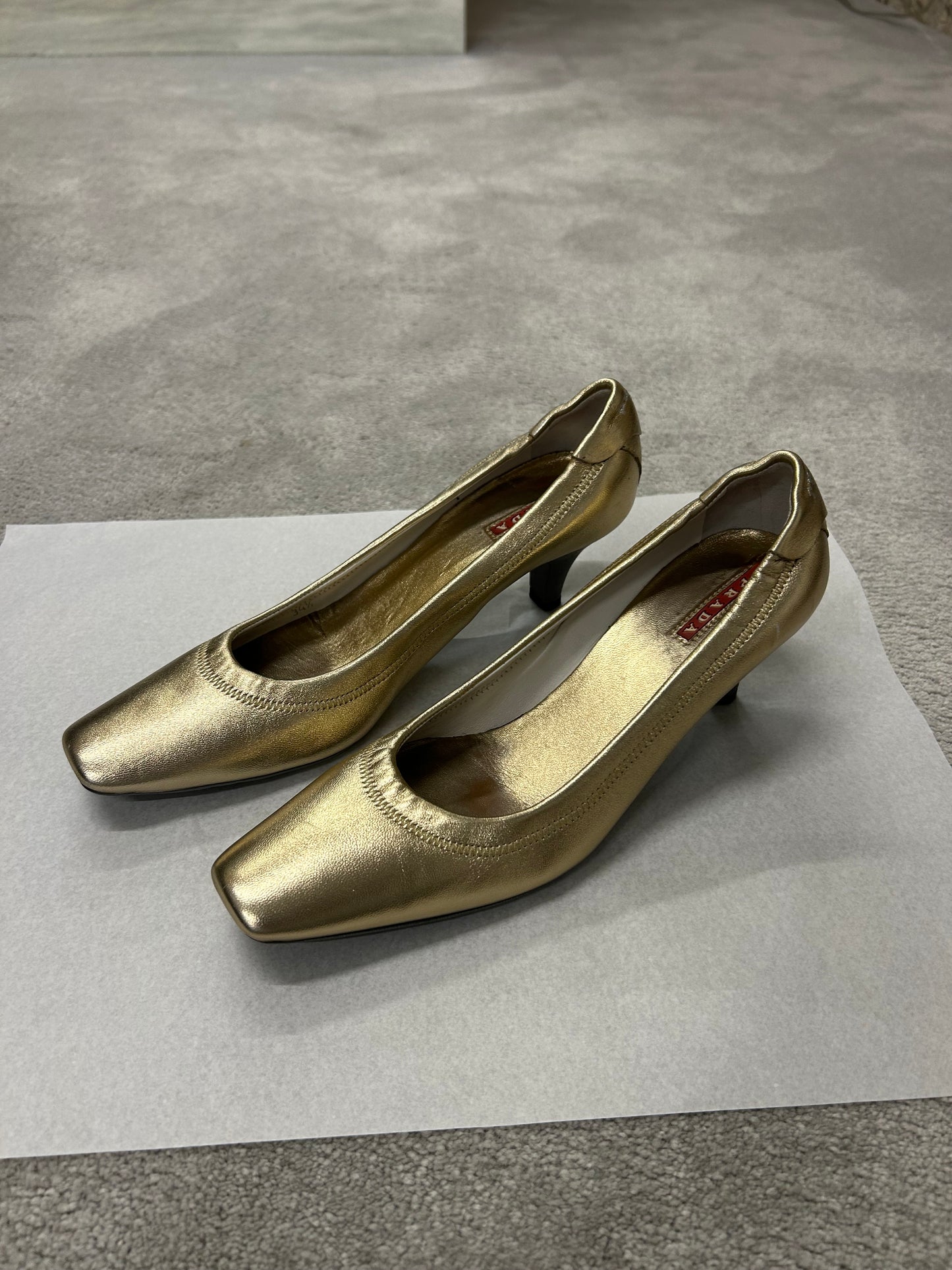 1990s PRADA gold kitten heels 36 EU