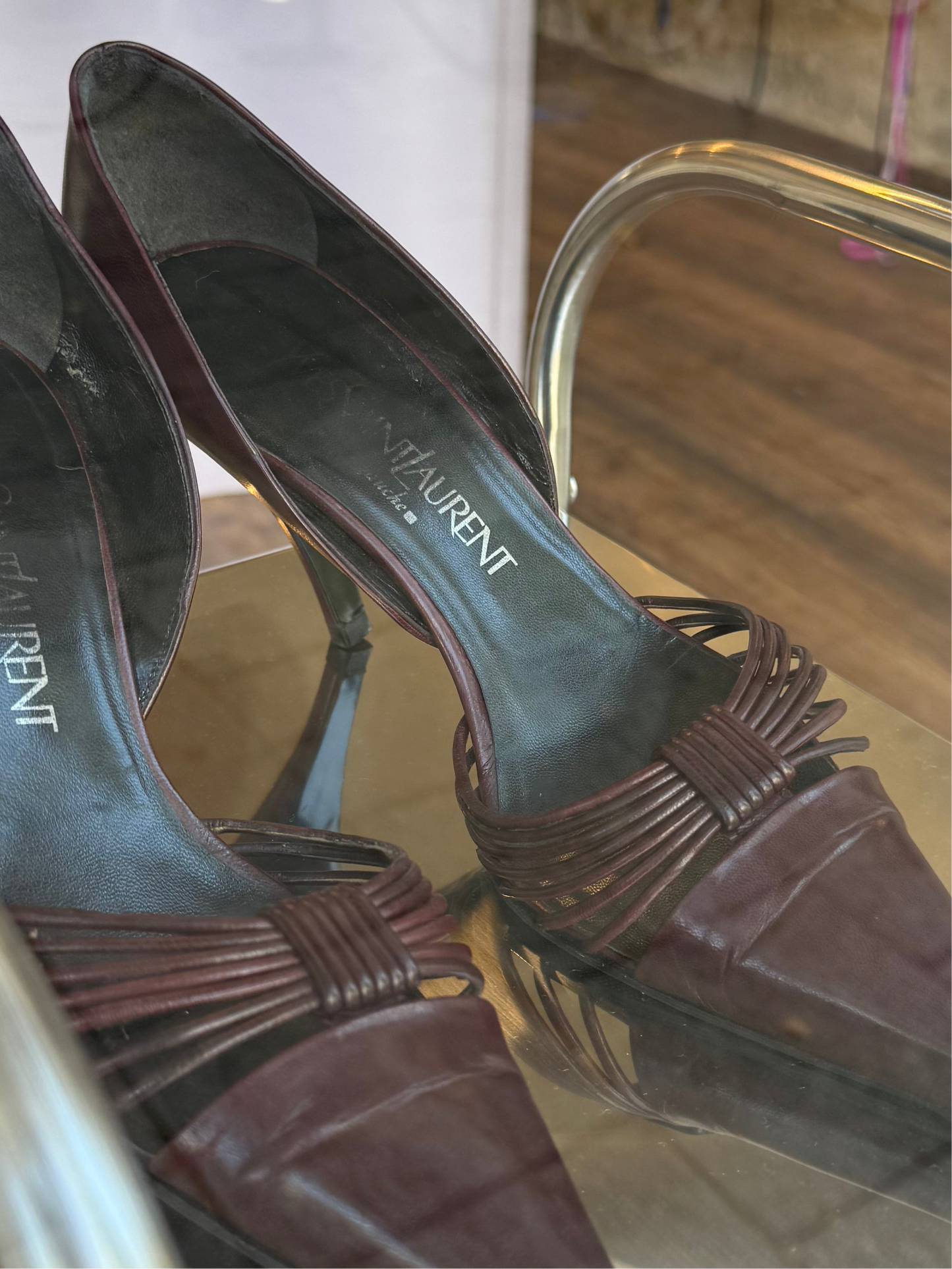Yves Saint Laurent 90׳s pumps