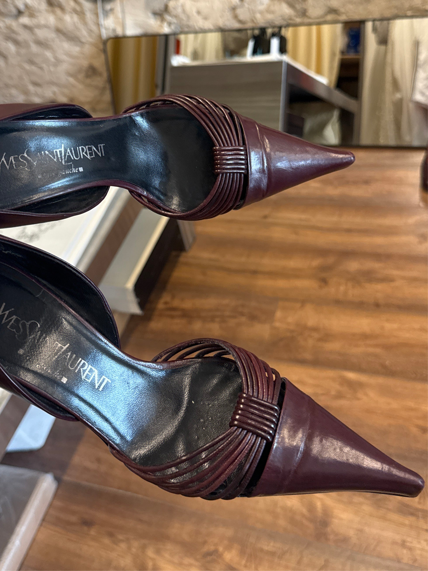 Yves Saint Laurent 90׳s pumps