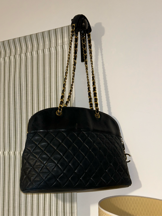 CHANEL medallion quilted CC shoulder bag