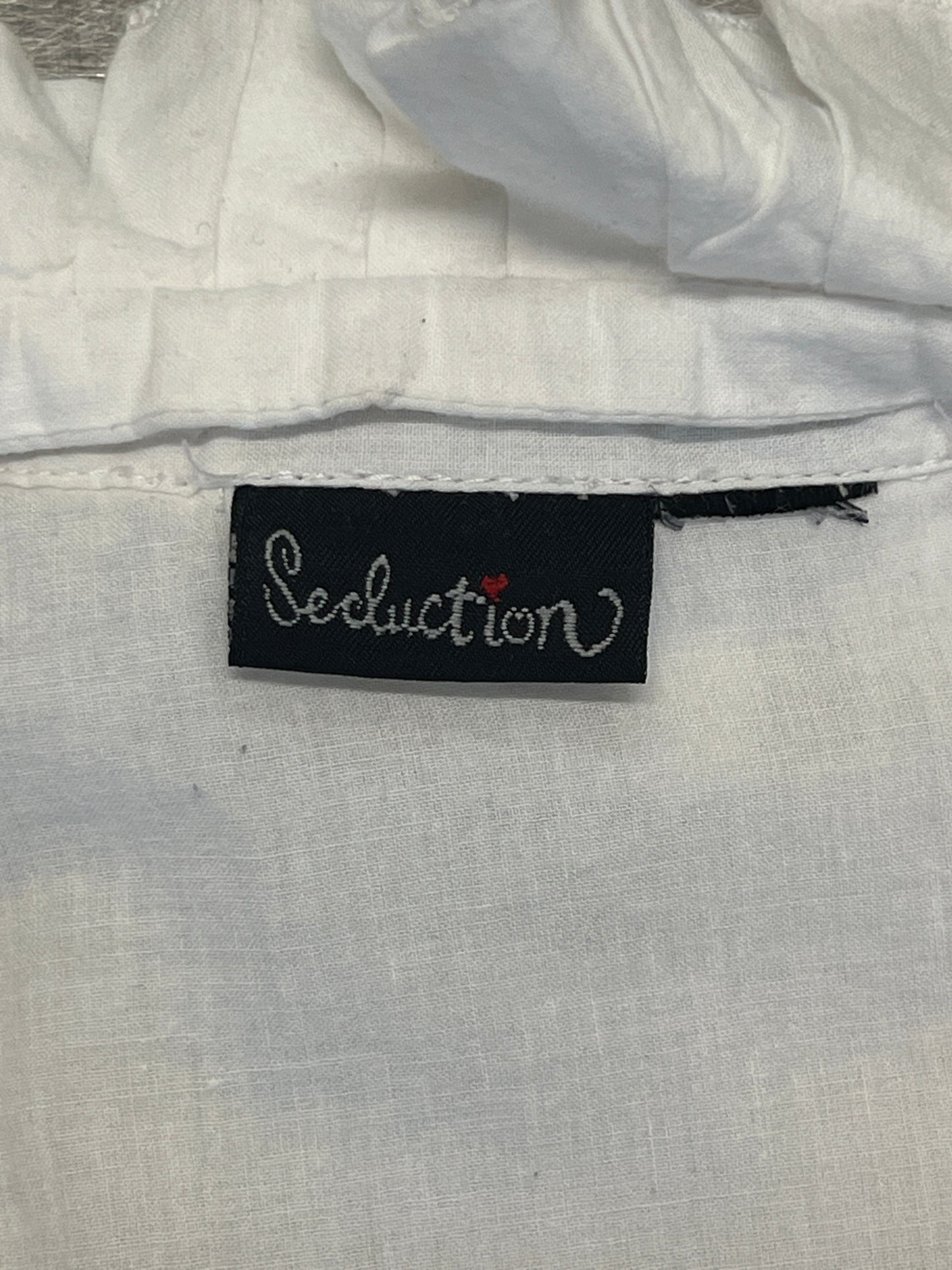 Seduction Sleevles Blouse
