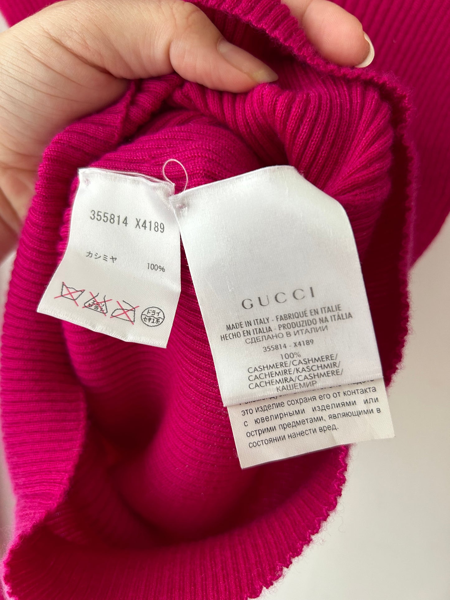 GUCCI cashmere knit blouse