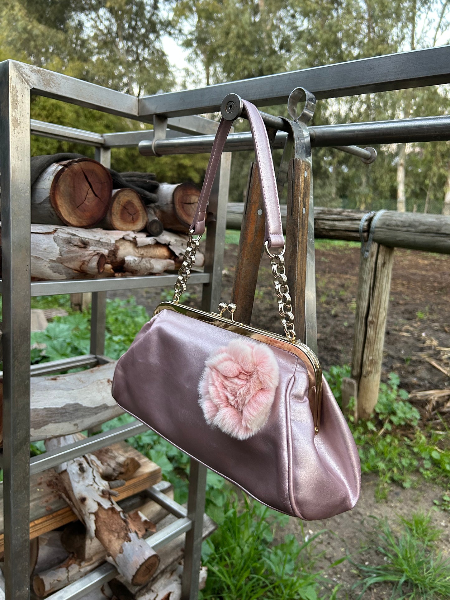 LIZ CLAIBORNE light pink metallic purse