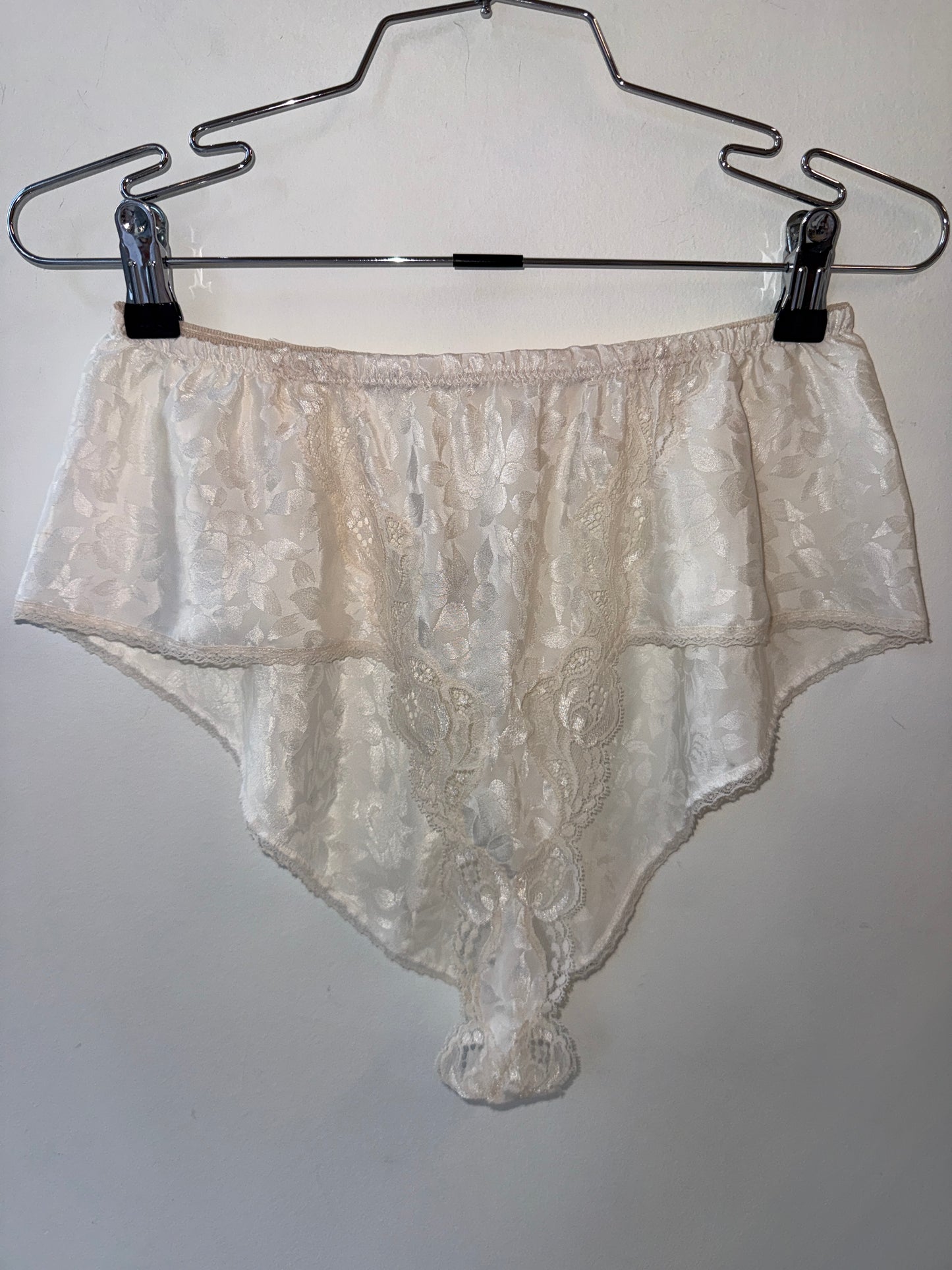 Vintage Christian Dior Lace Lingerie High-Waisted Briefs 1980s/90s