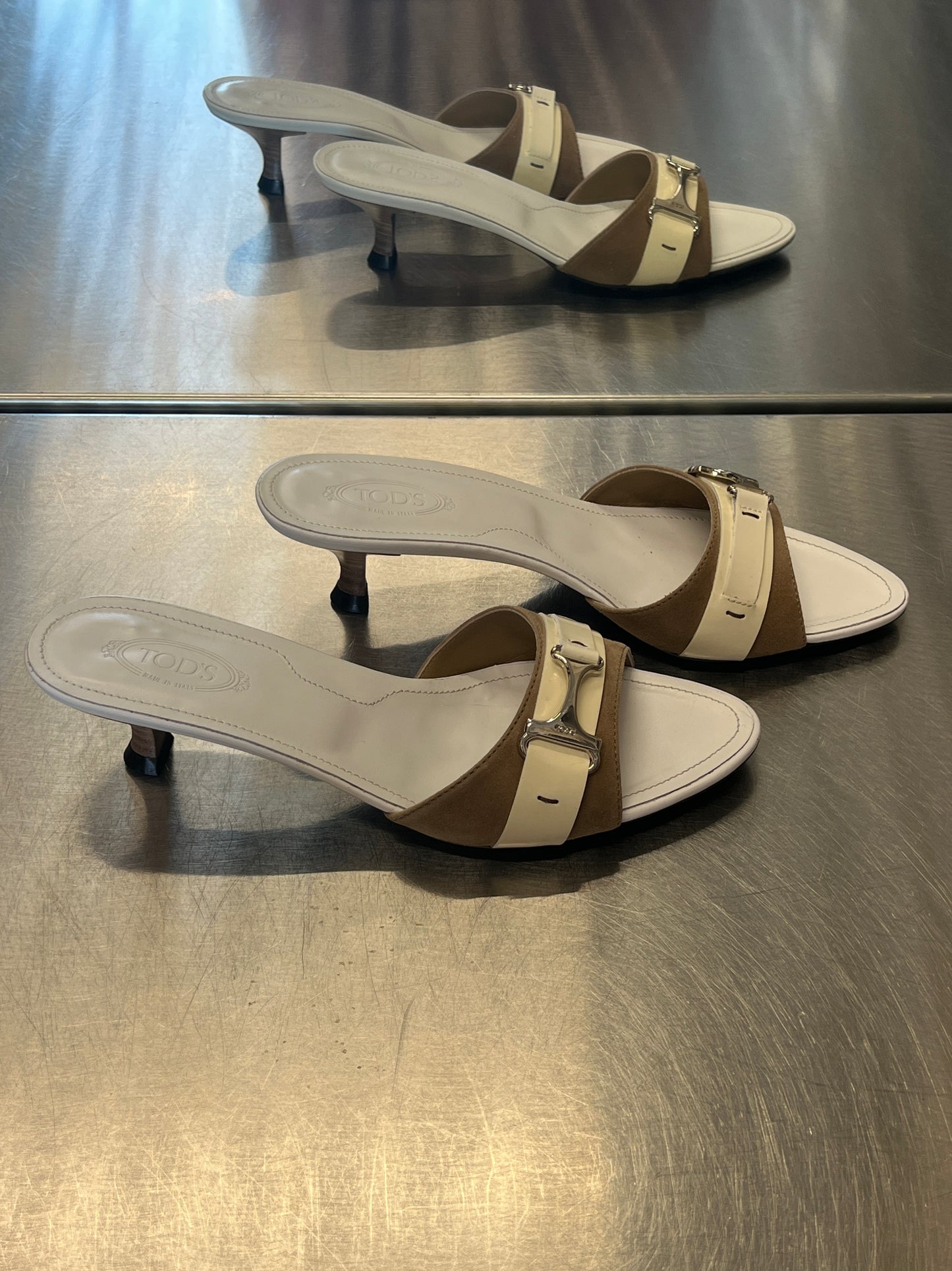 Tod’s Buckle Mules 37.5