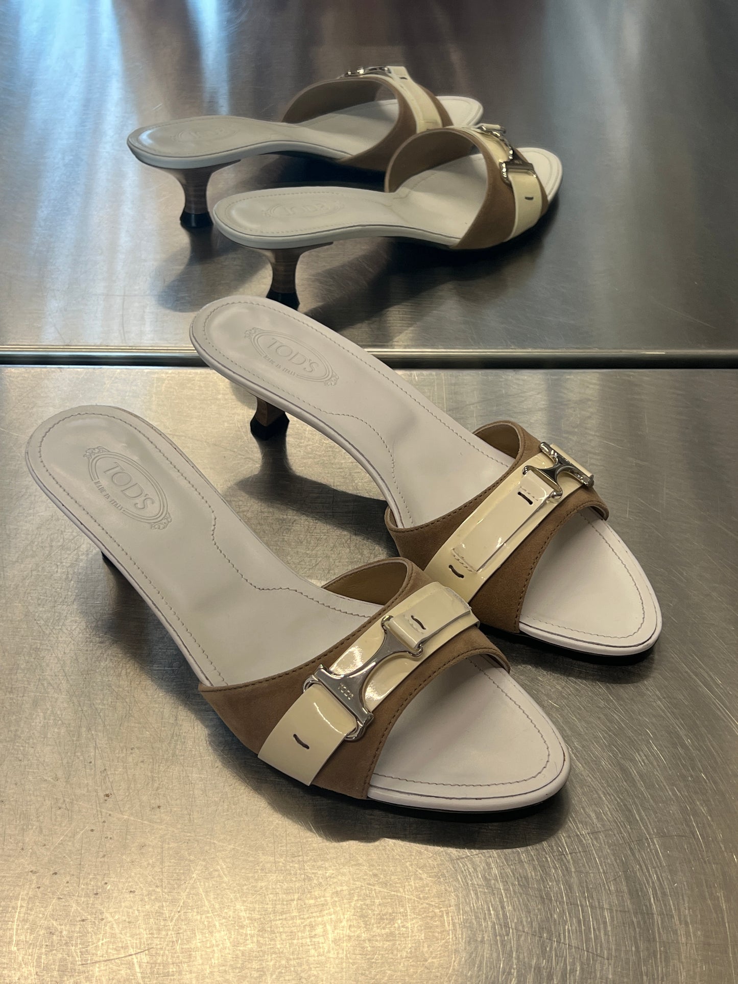 Tod’s Buckle Mules 37.5