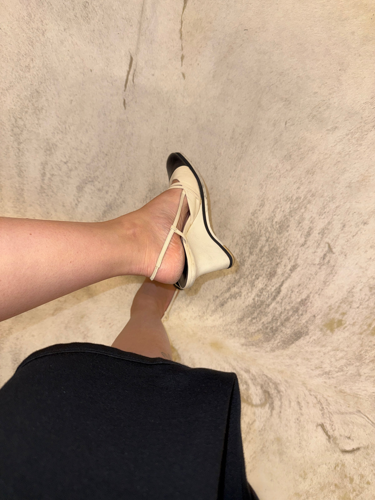 Vintage Chanel Two-Tone Camellia Slingback Wedges – Early 2000s