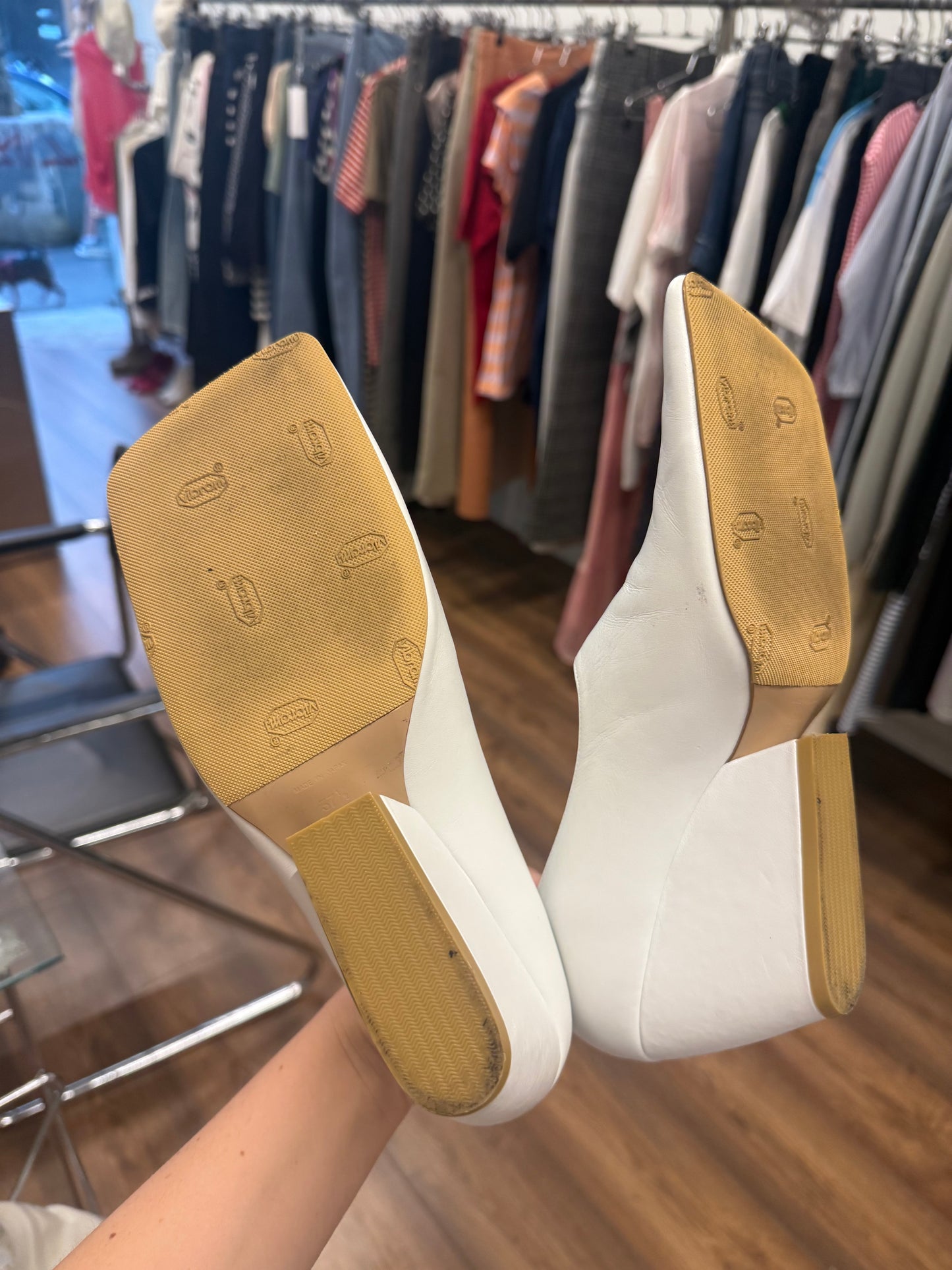 Pippichic White Leather Wedge Mules