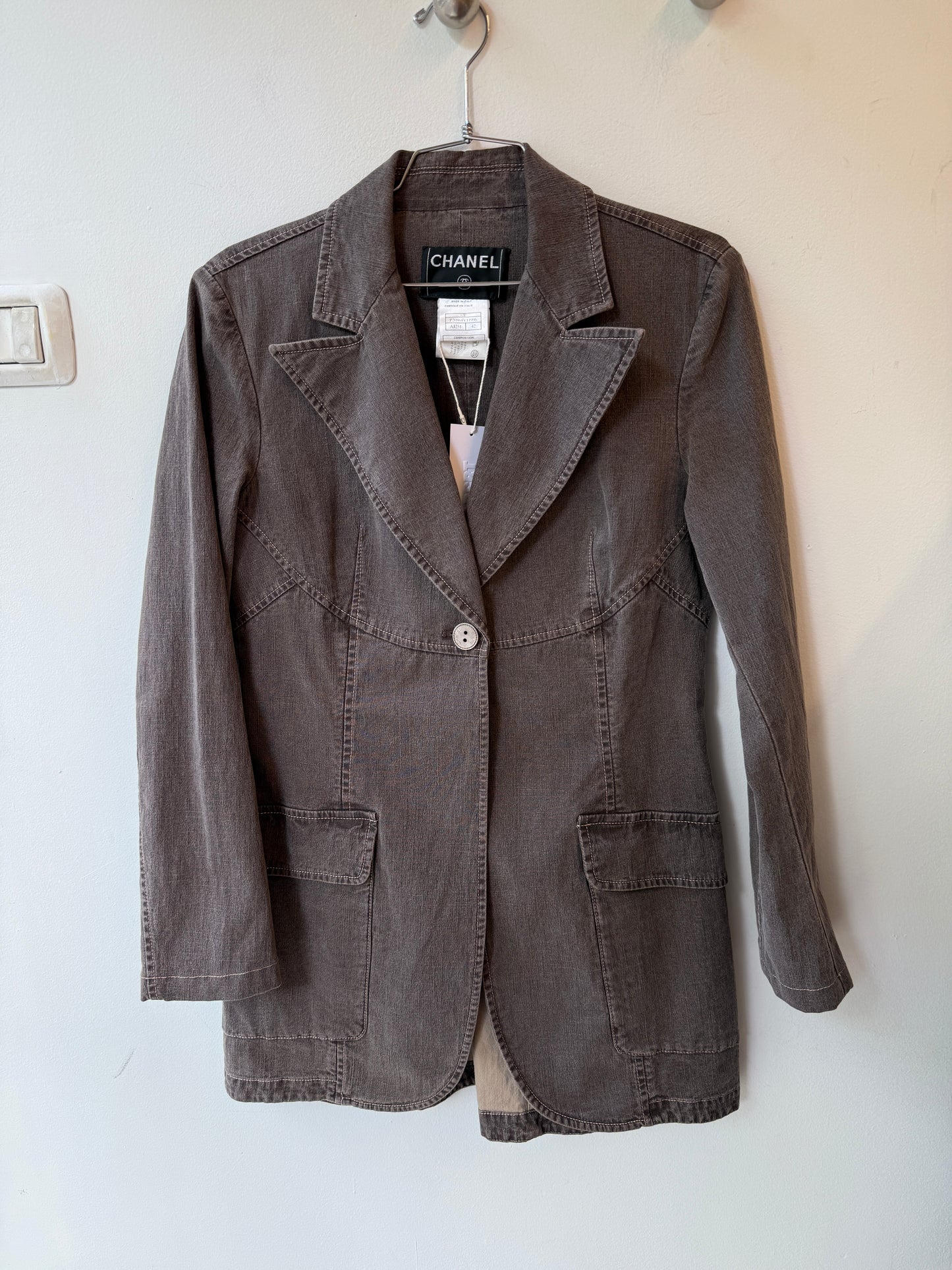 CHANEL Spring 2003 Linen Blend Tailored Jacket
