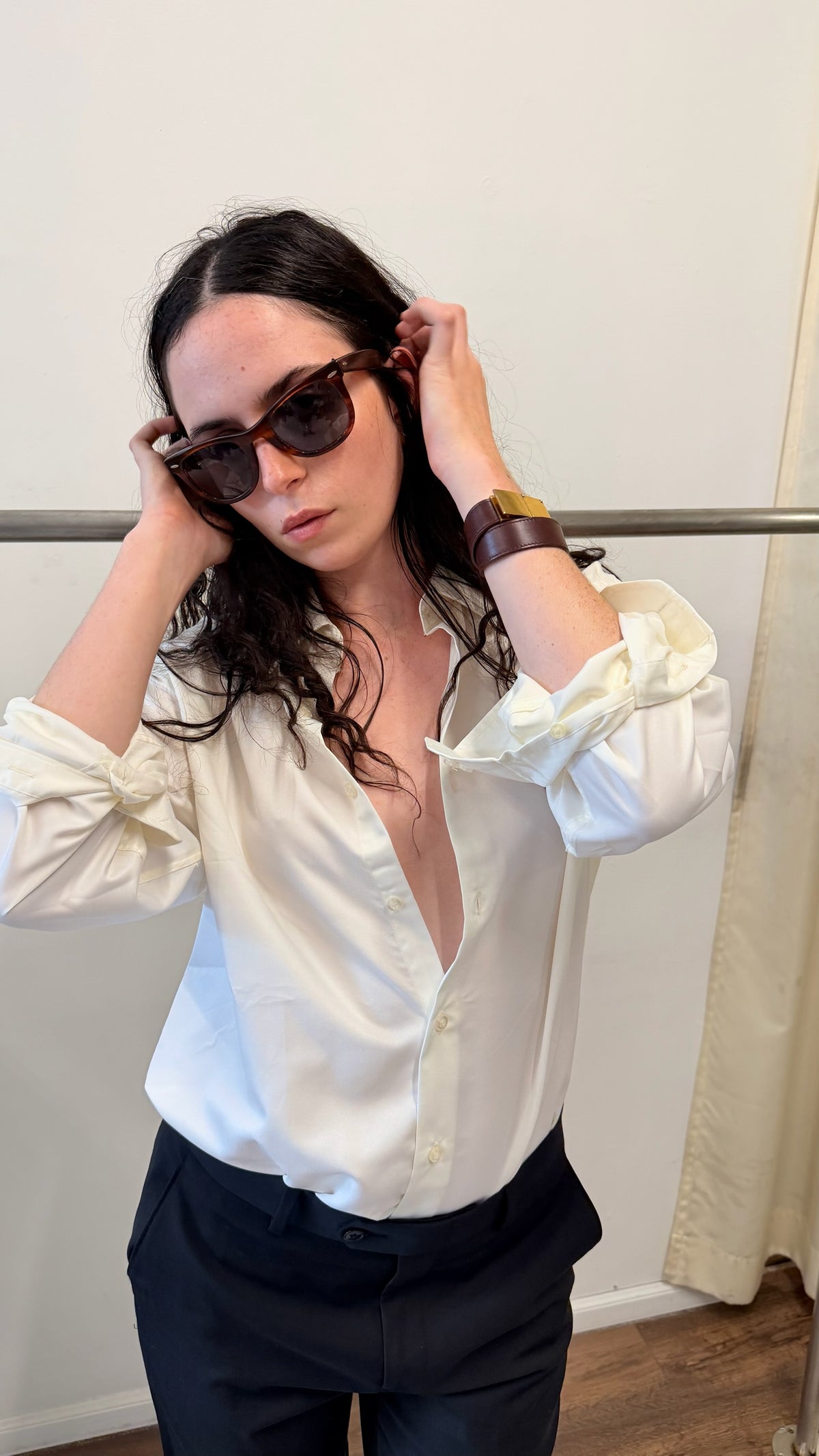 Español Ivory Button-Down Shirt