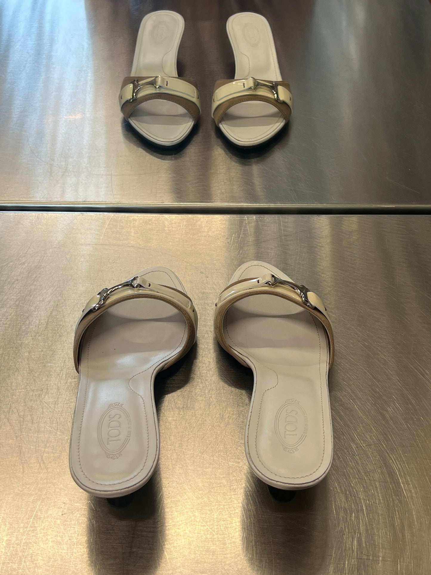 Tod’s Buckle Mules 37.5