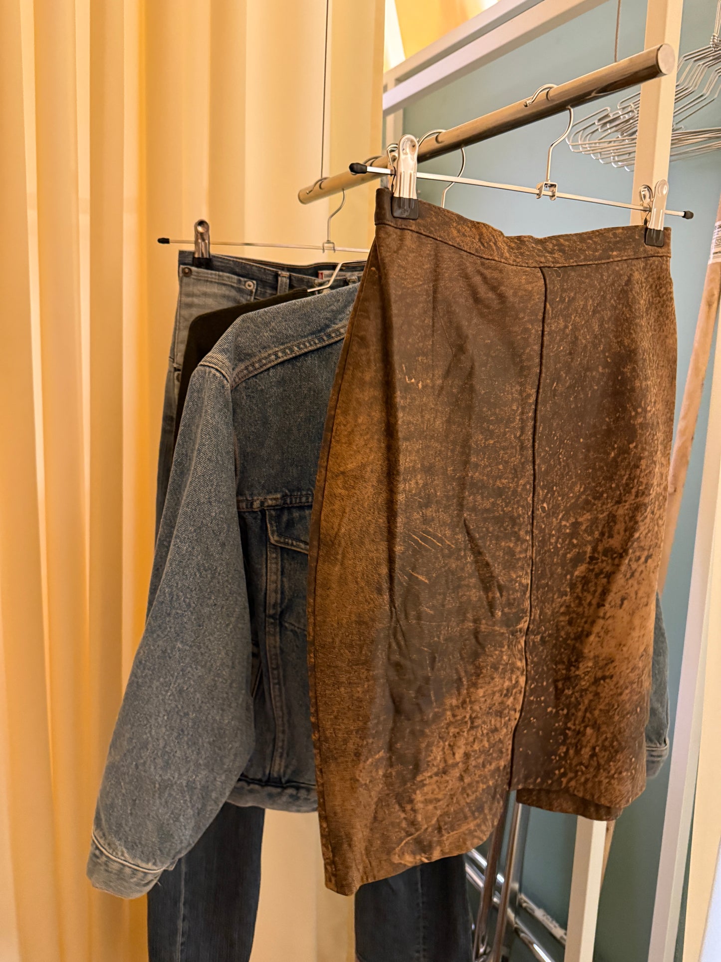 Vintage brown leather pencil skirt