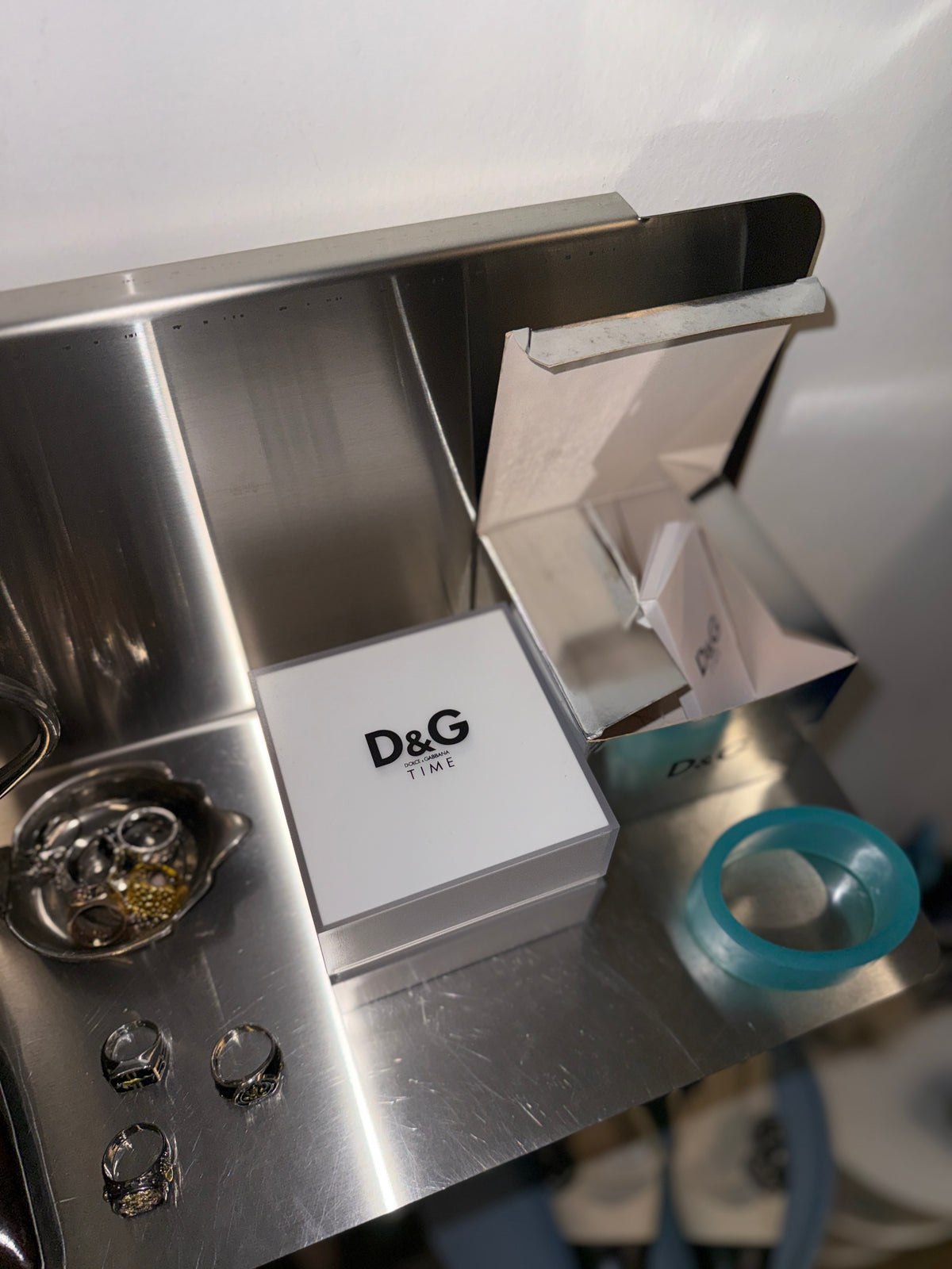 D&G Dolce & Gabbana Time Graphic Leather Watch