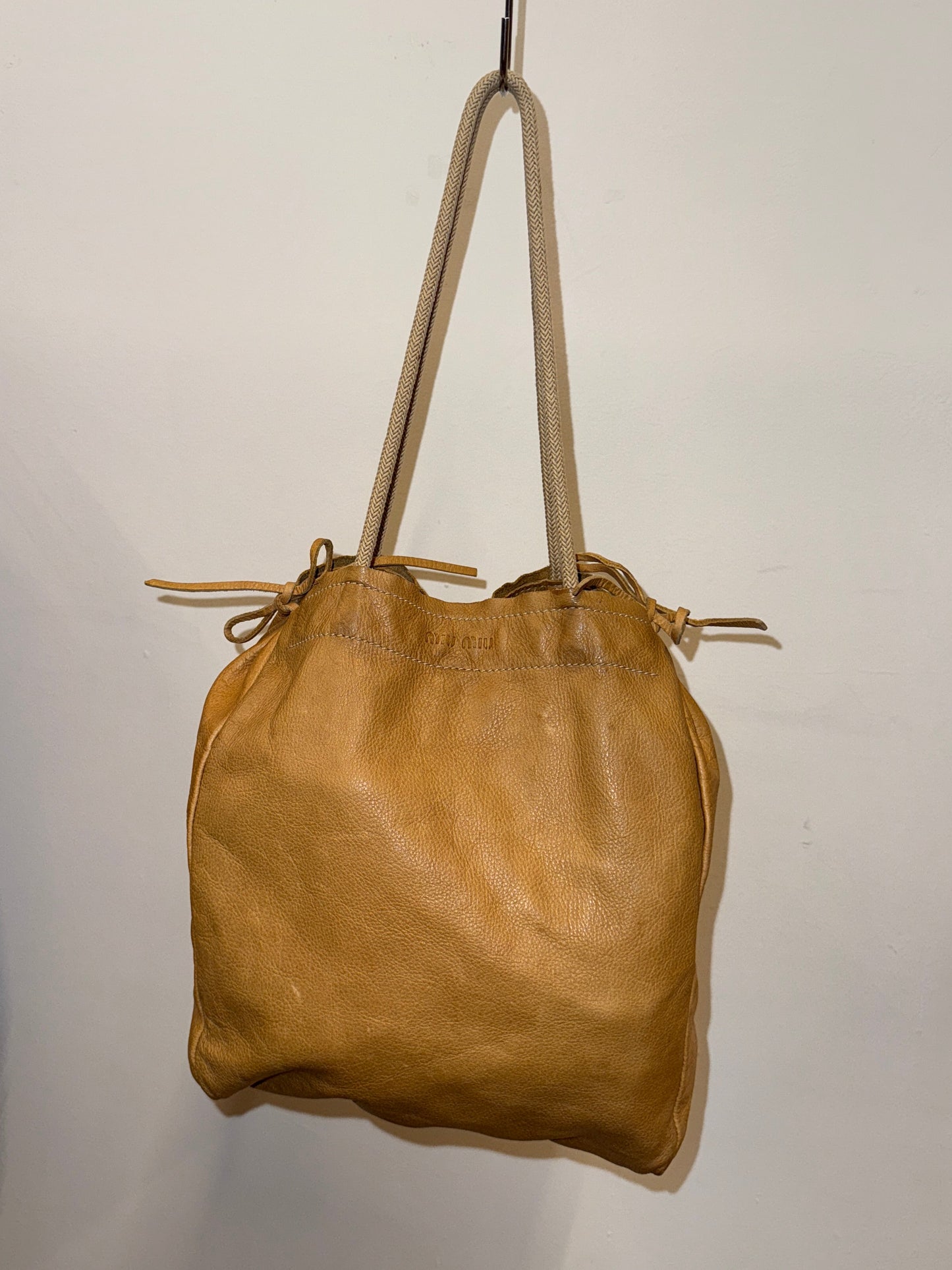 Miu Miu leather drawstring shoulder bag 2000's