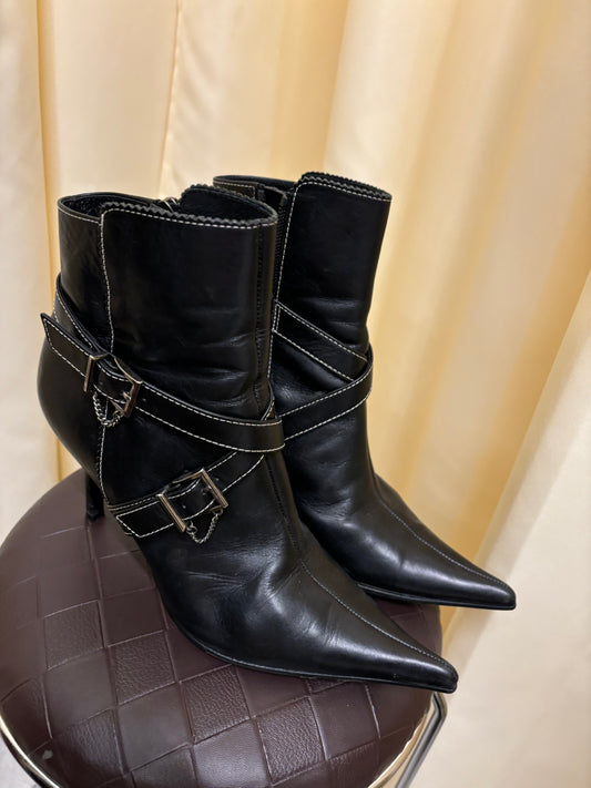 DIANA heeled boots