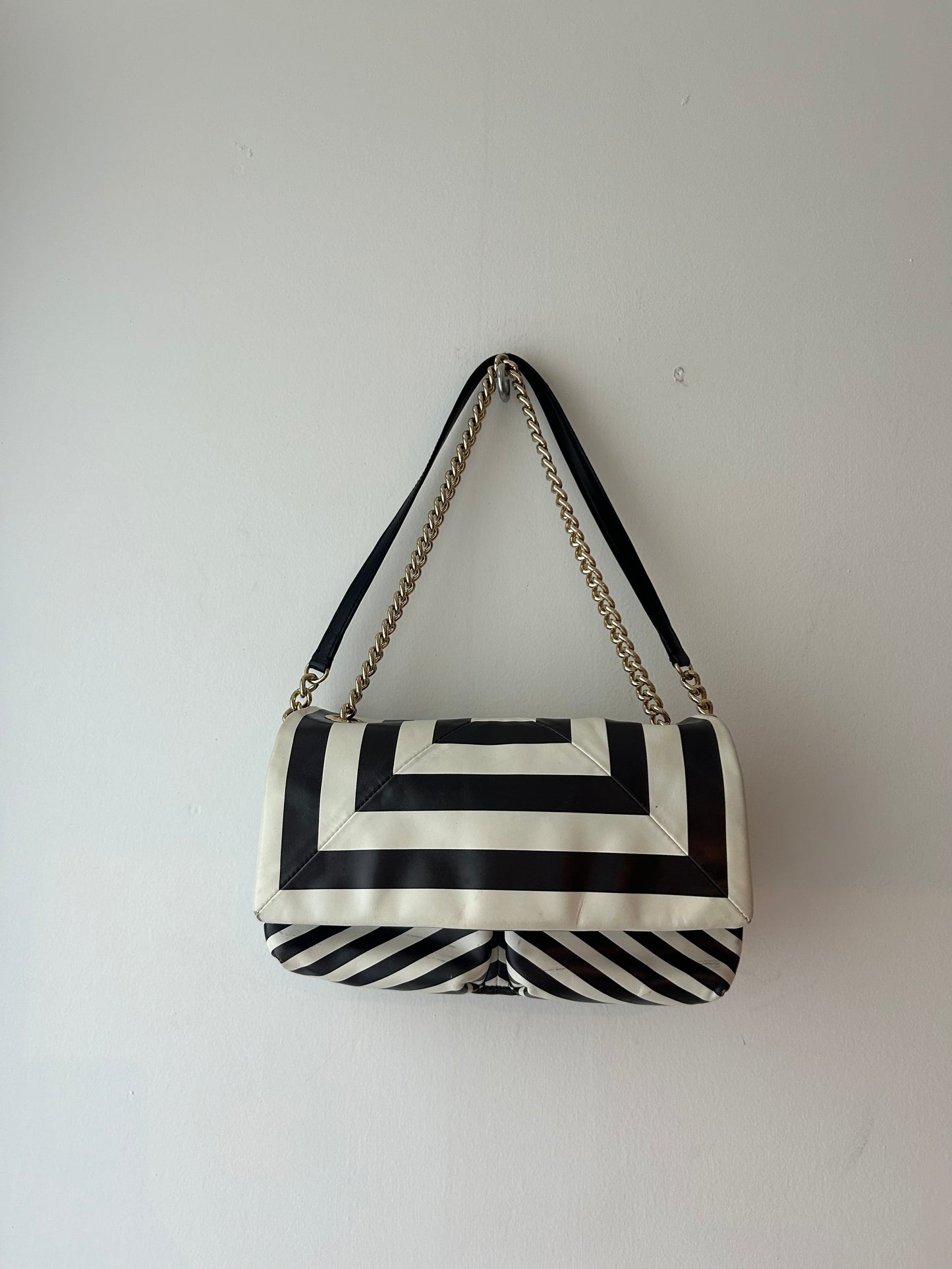 Henry Bendel b&w shoulder bag or crossbody