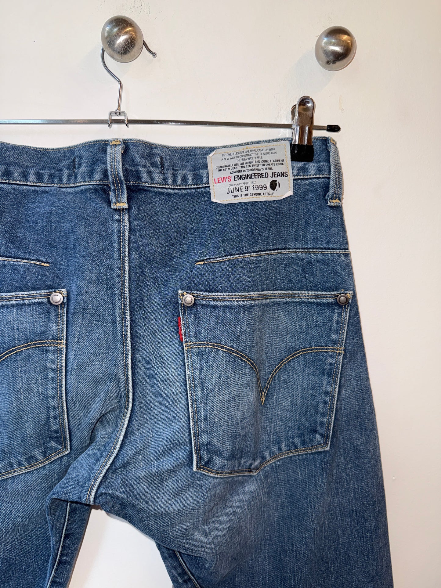 Levi’s Engineered Jeans June 9th 1999 Cropped Jeans