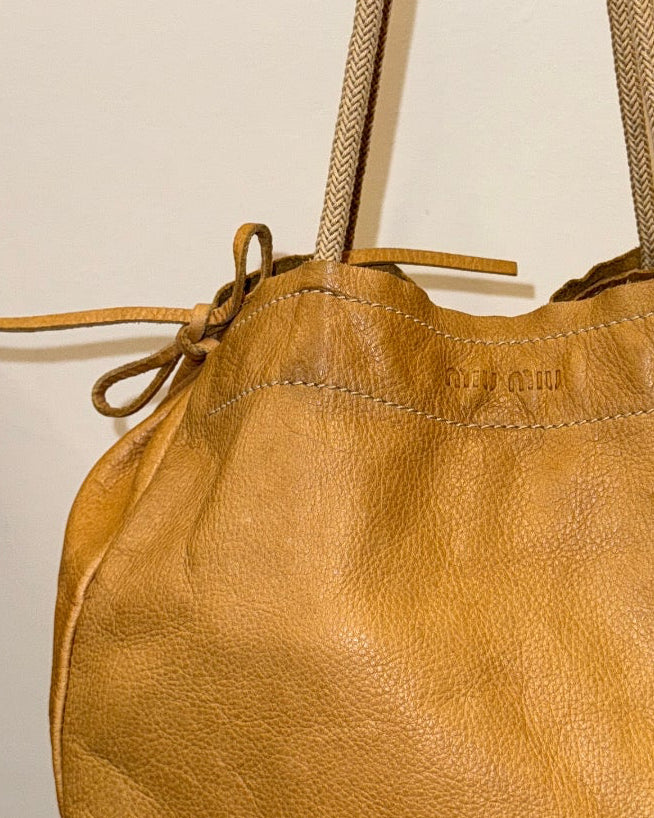 Miu Miu leather drawstring shoulder bag 2000's