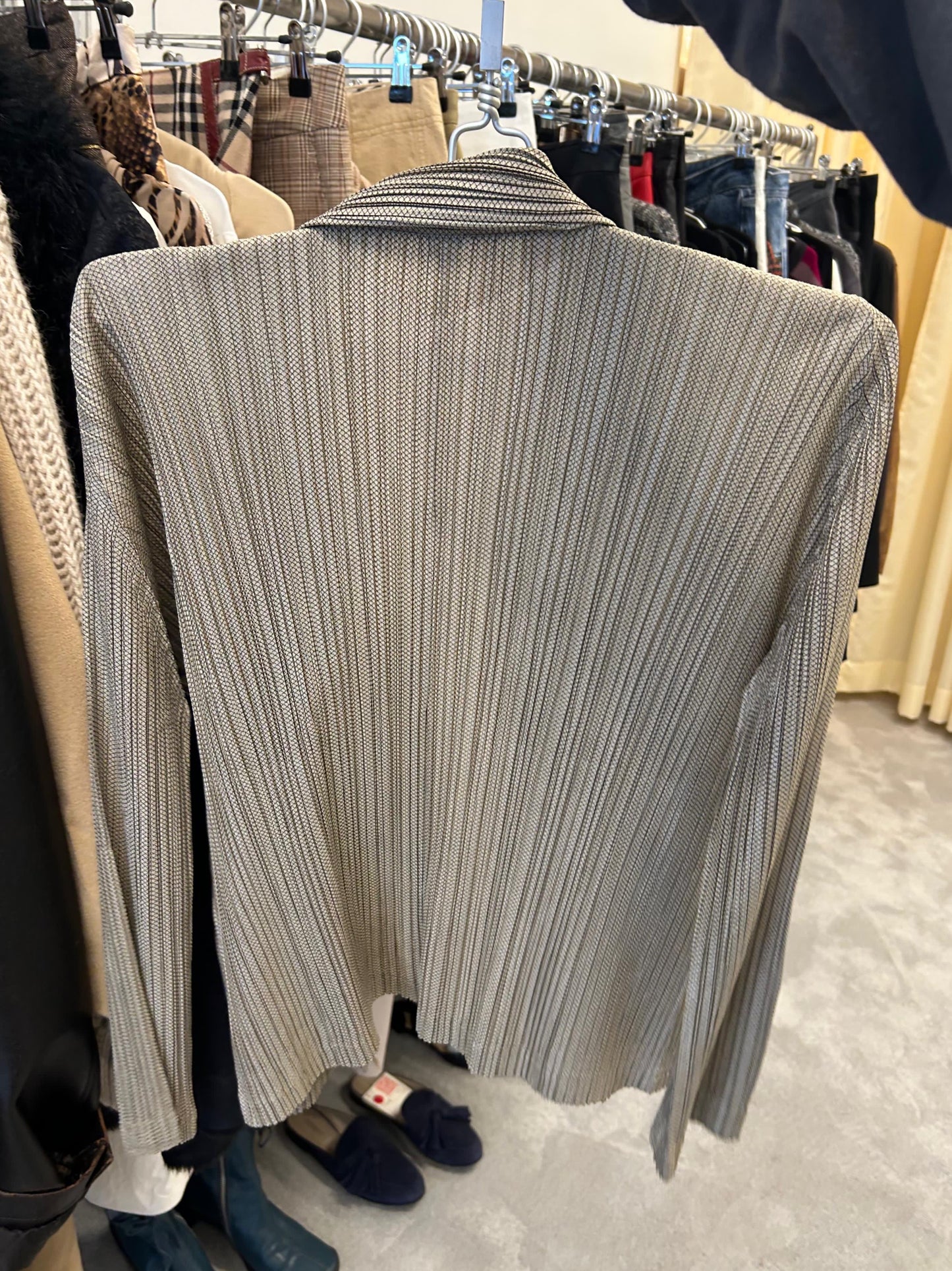 ISSEY MIYAKE PLEATS PLEASE top