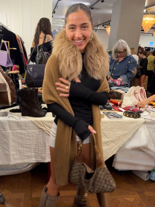 Max Mara Wool Scarf Fur Collar - Image 5