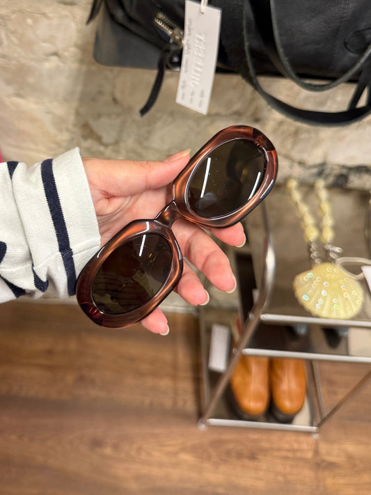 KARL LAGERFELD OVAL SUNGLASSES
