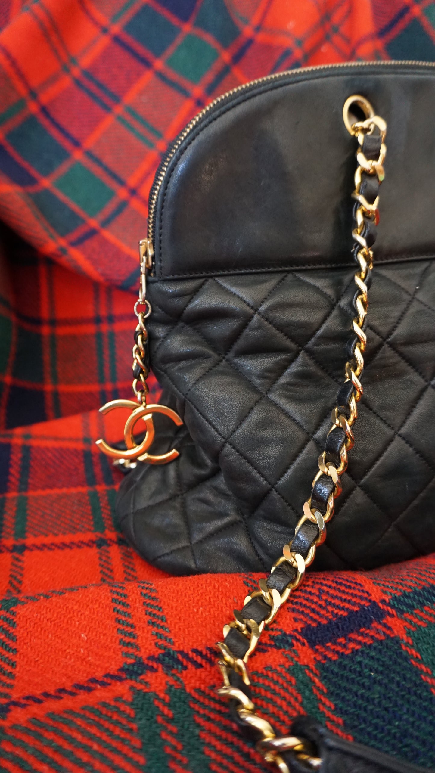 CHANEL medallion quilted CC shoulder bag