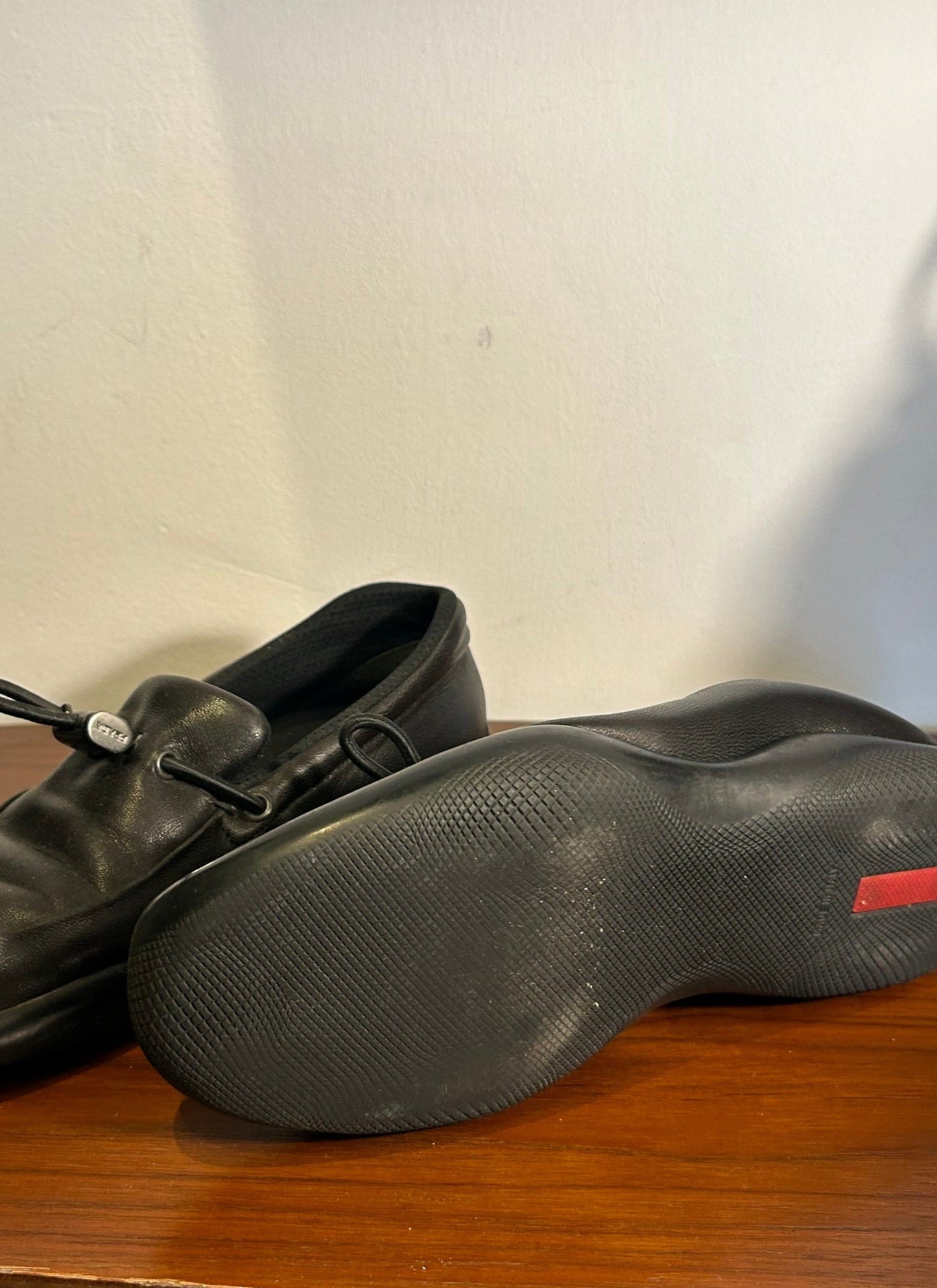 90’s PRADA SPORT leather loafers