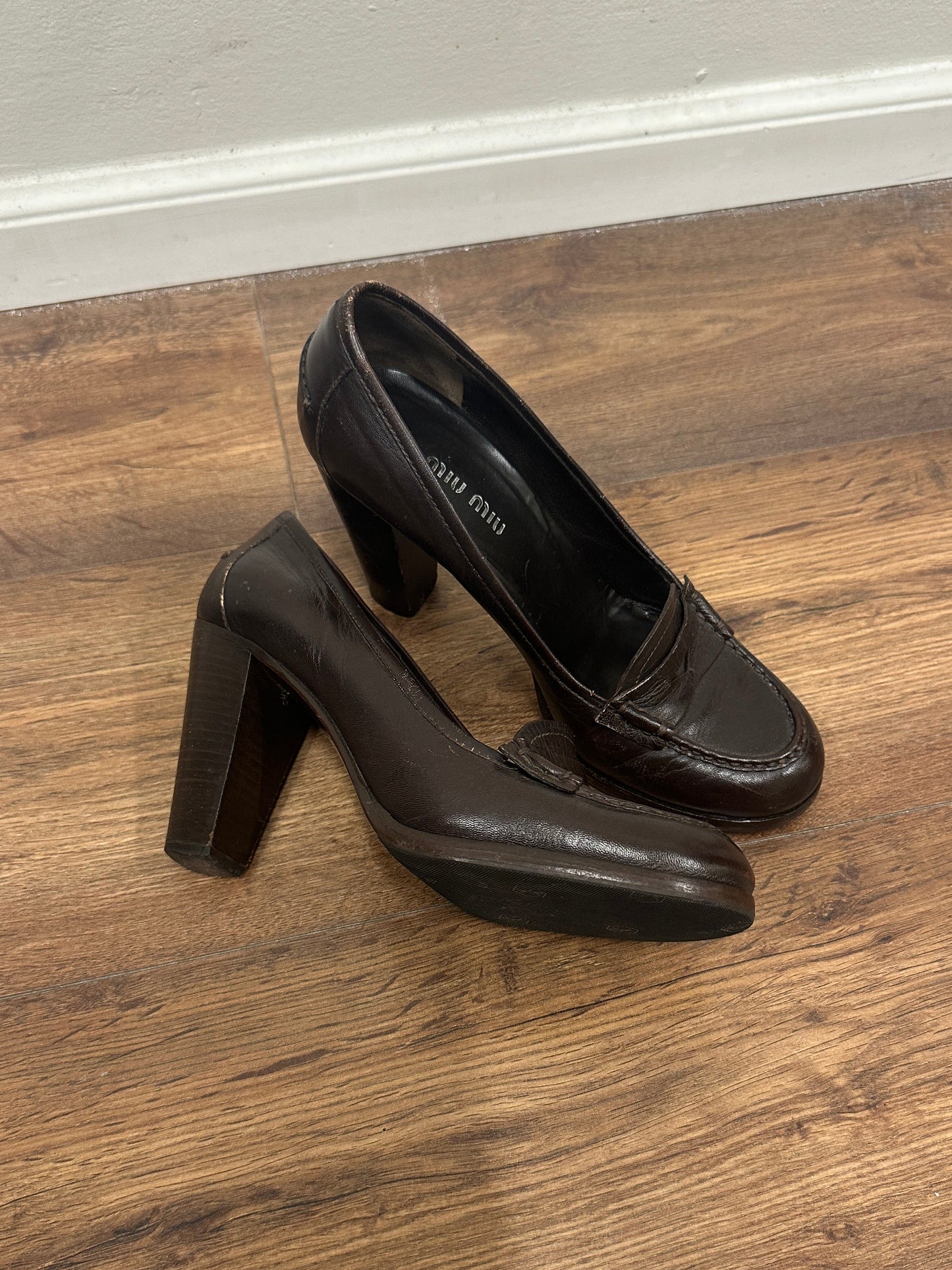 Miu Miu 2000s leather loafer heels 39