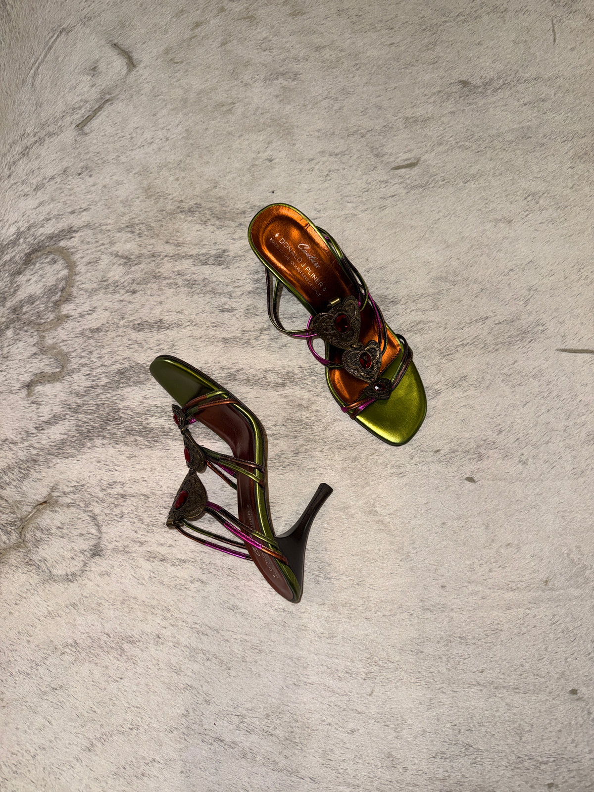 Vintage Donald J Pliner Heart Wrap Heels 35.5 EU