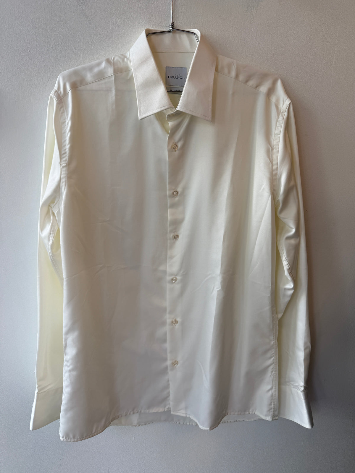 Español Ivory Button-Down Shirt