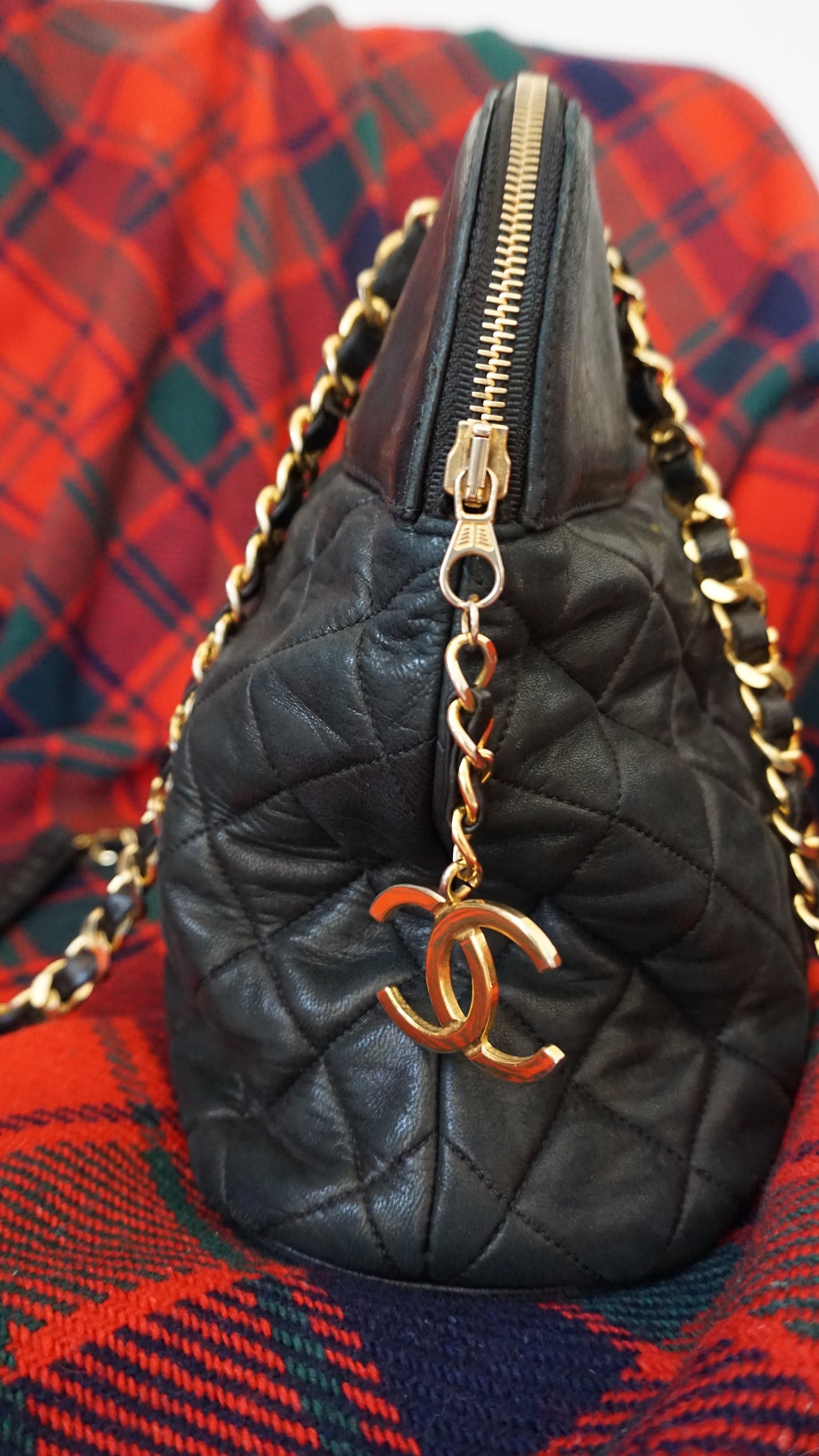 CHANEL medallion quilted CC shoulder bag