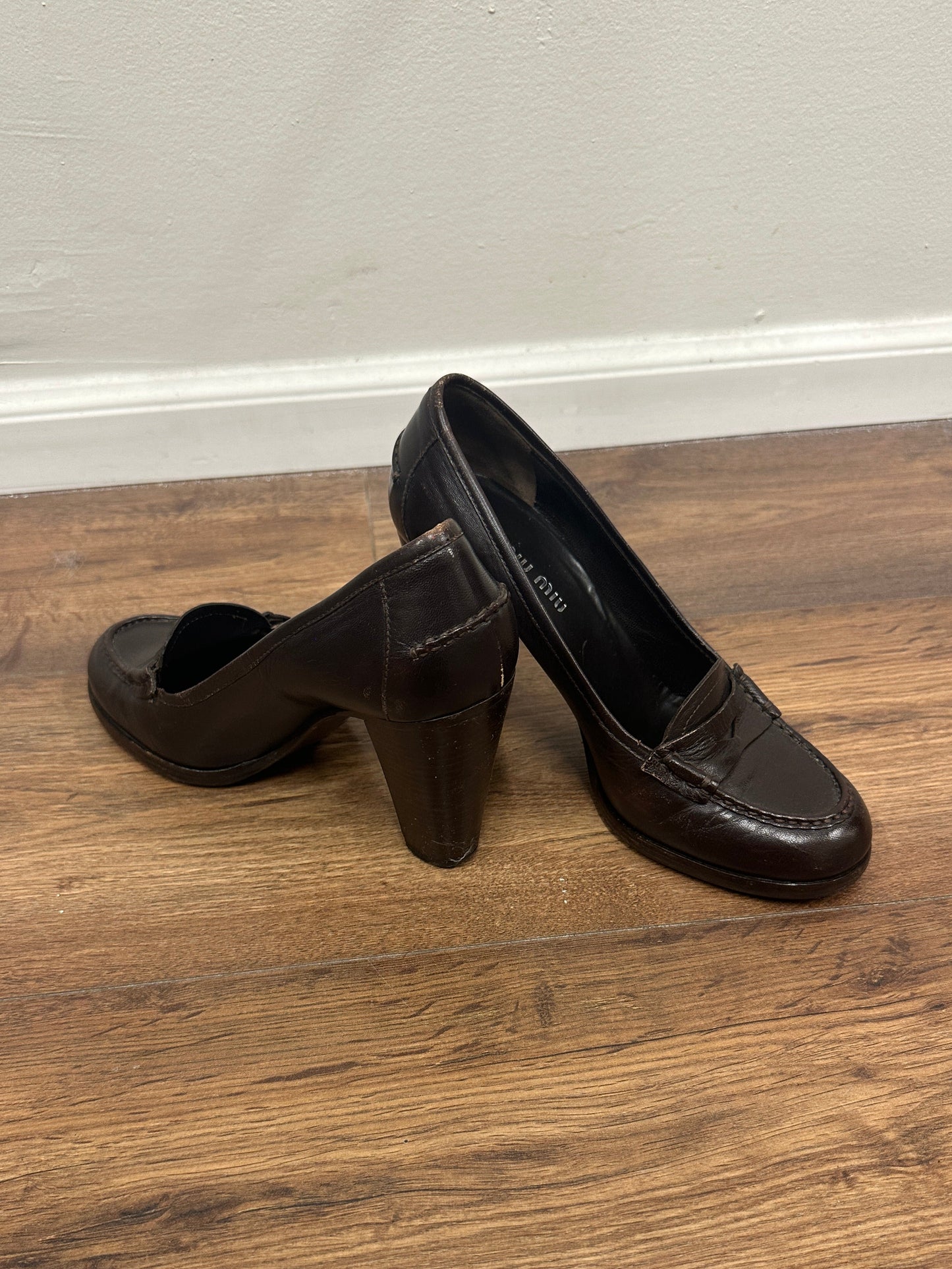 Miu Miu 2000s leather loafer heels 39