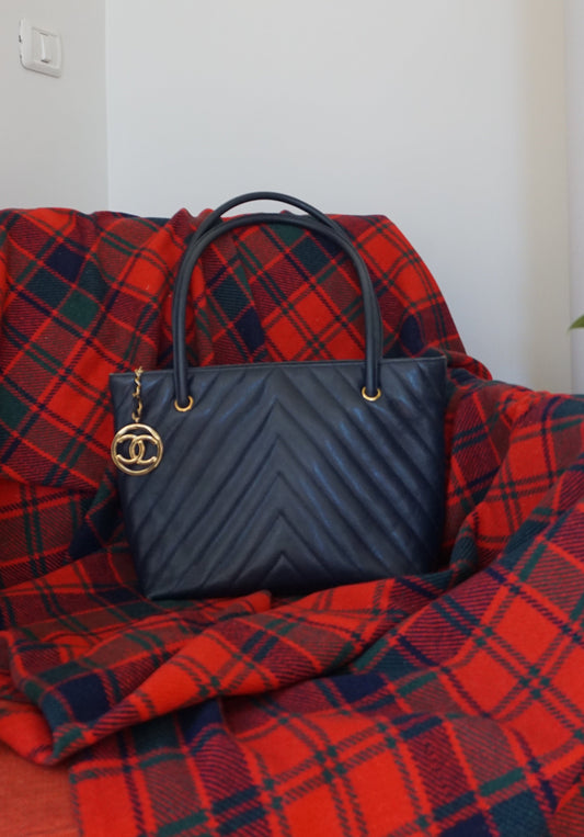 CHANEL caviar chevron tote CC leather bag