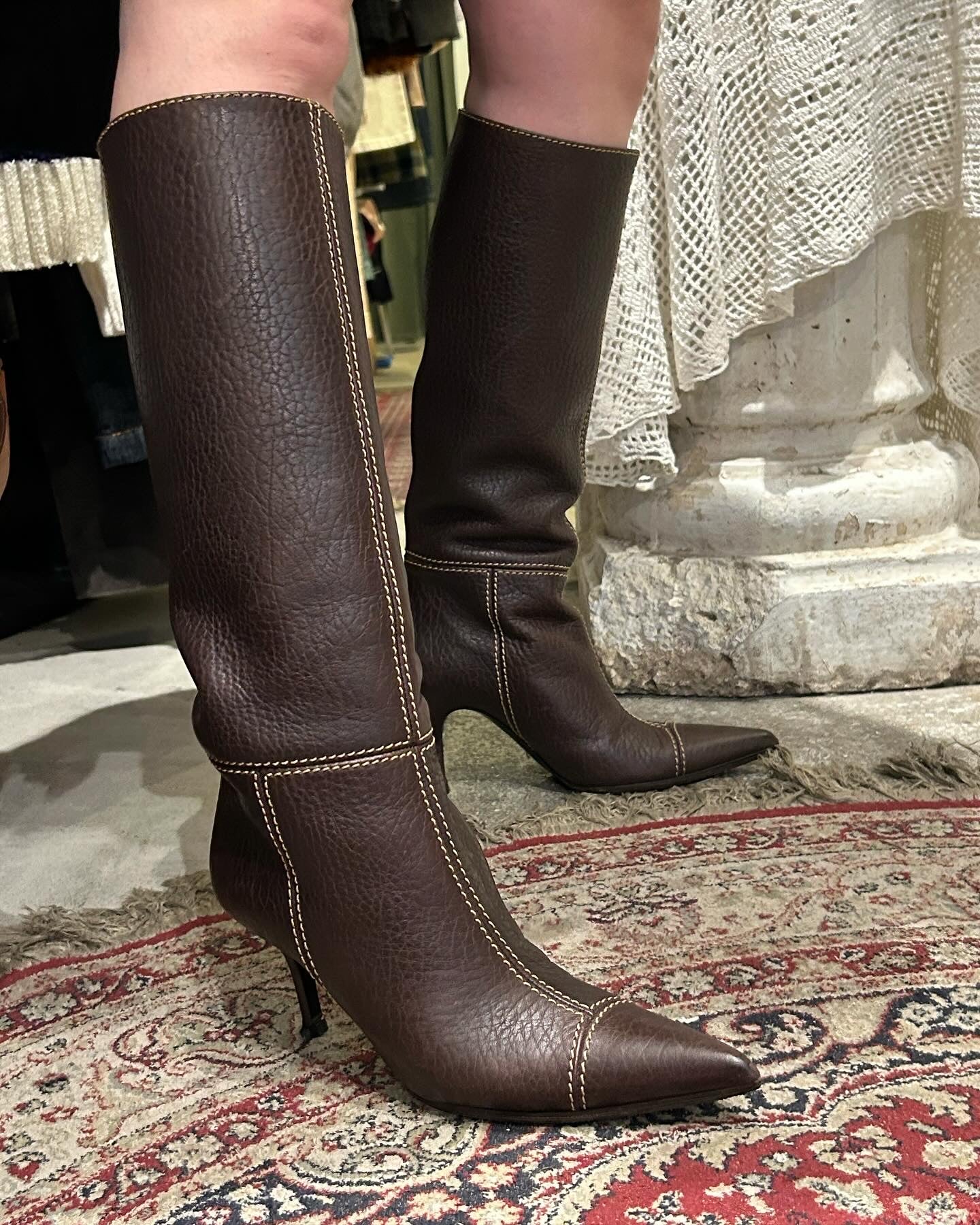 knee high DOLCE & GABBANA leather boots