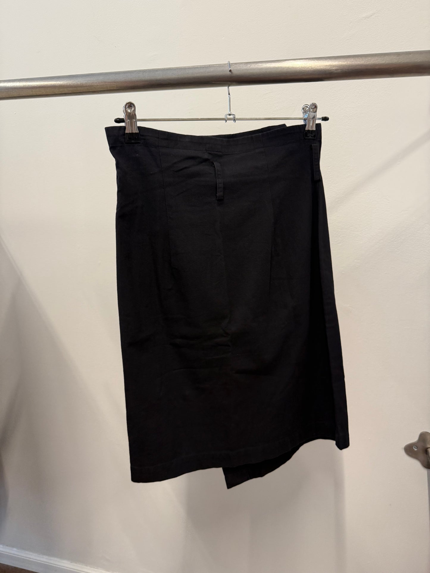 Comme des Garçons — wrap button skirt