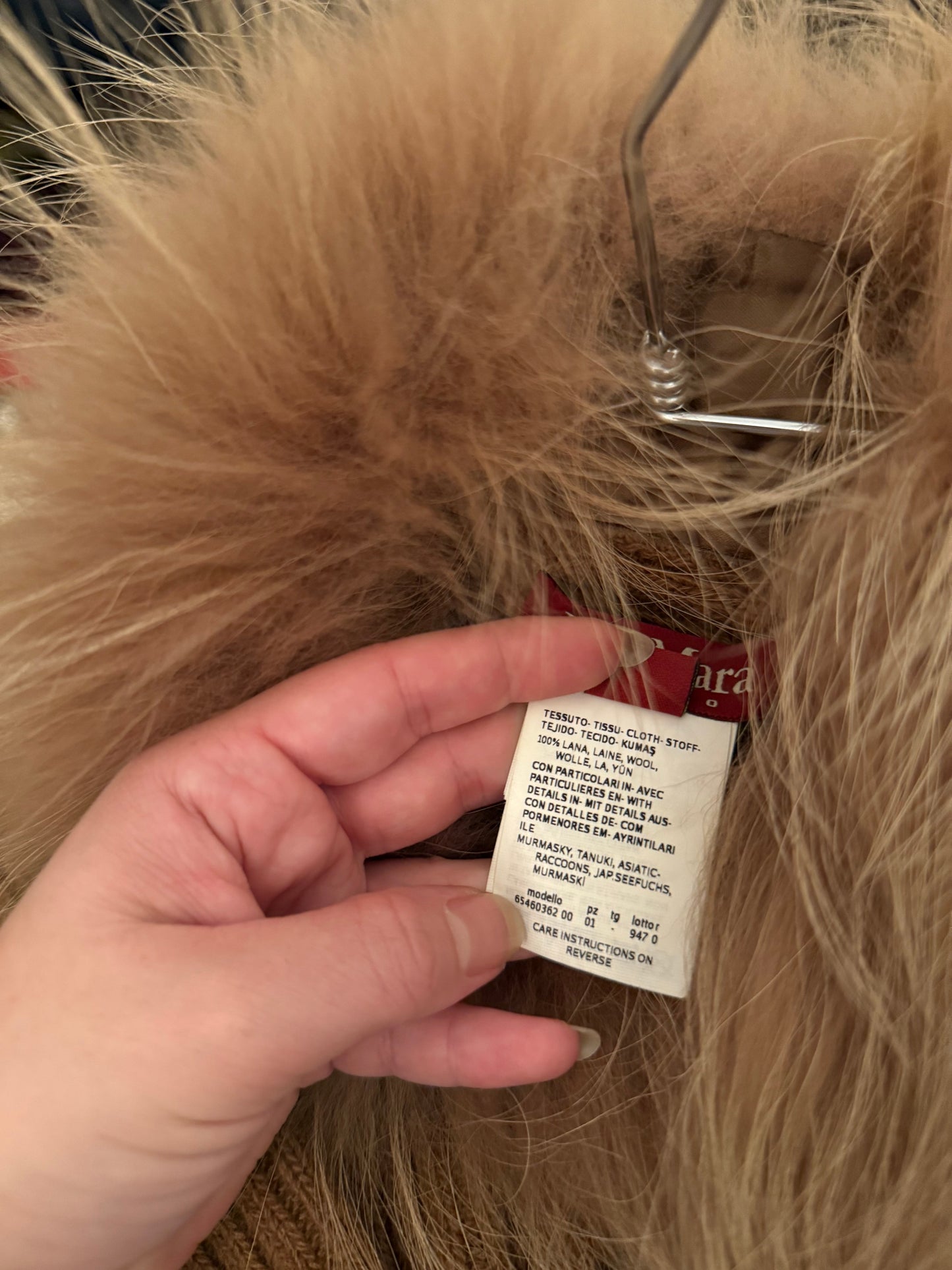 Max Mara Wool Scarf Fur Collar - Image 9