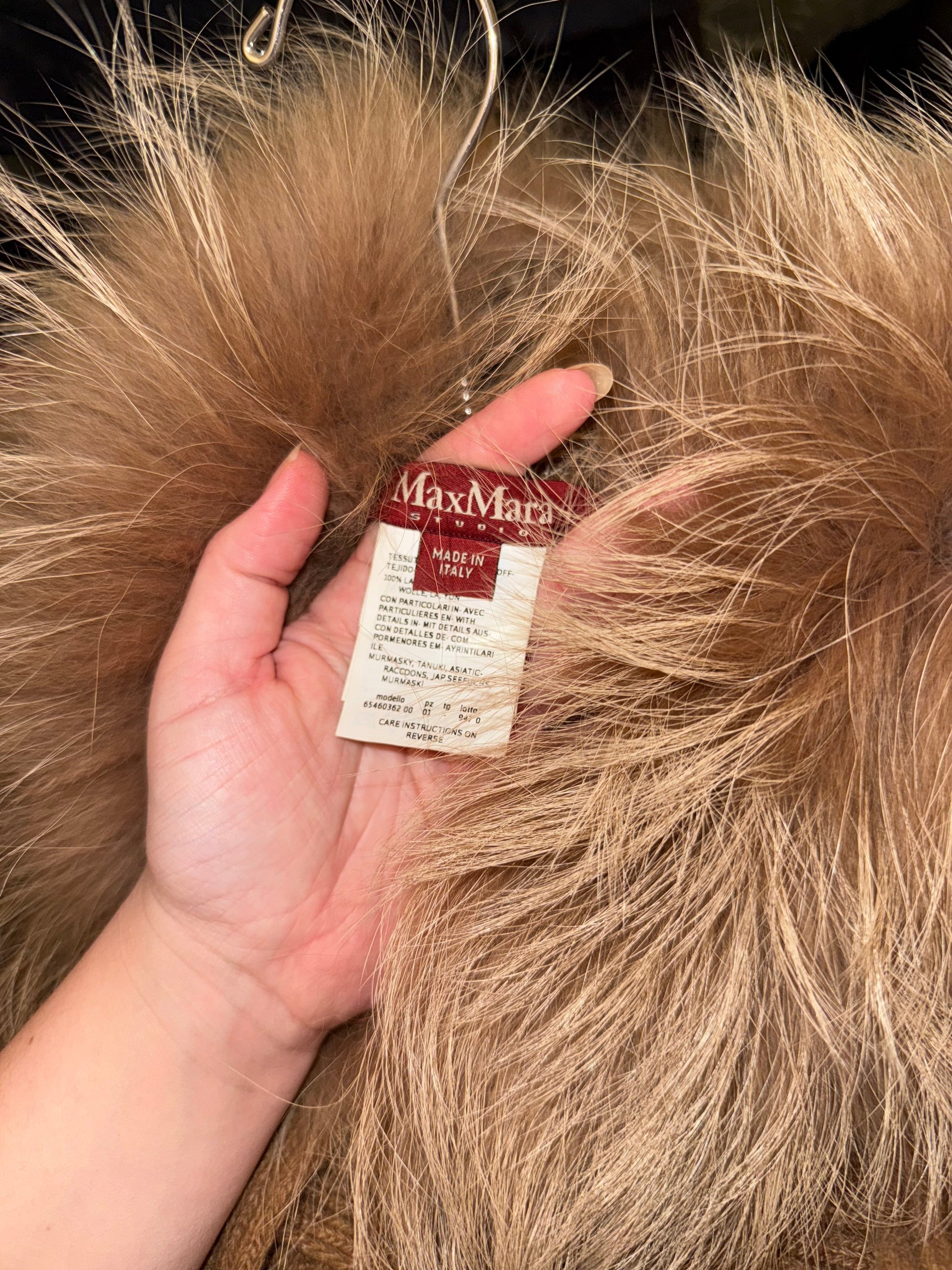 Max Mara Wool Scarf Fur Collar - Image 2