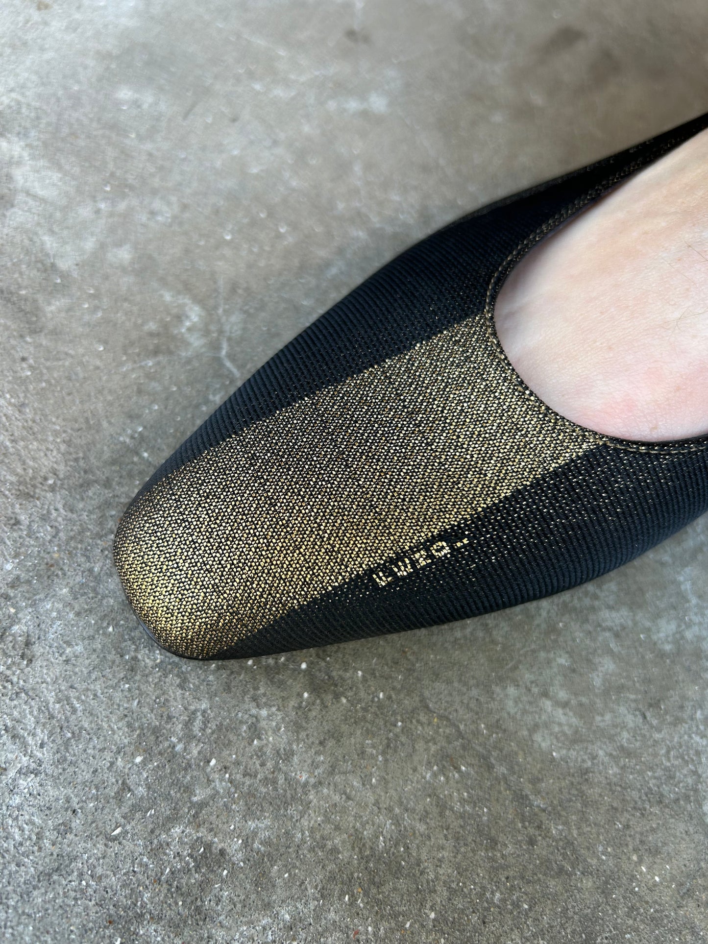 FENDI 90’s golden flats 36.5 EU