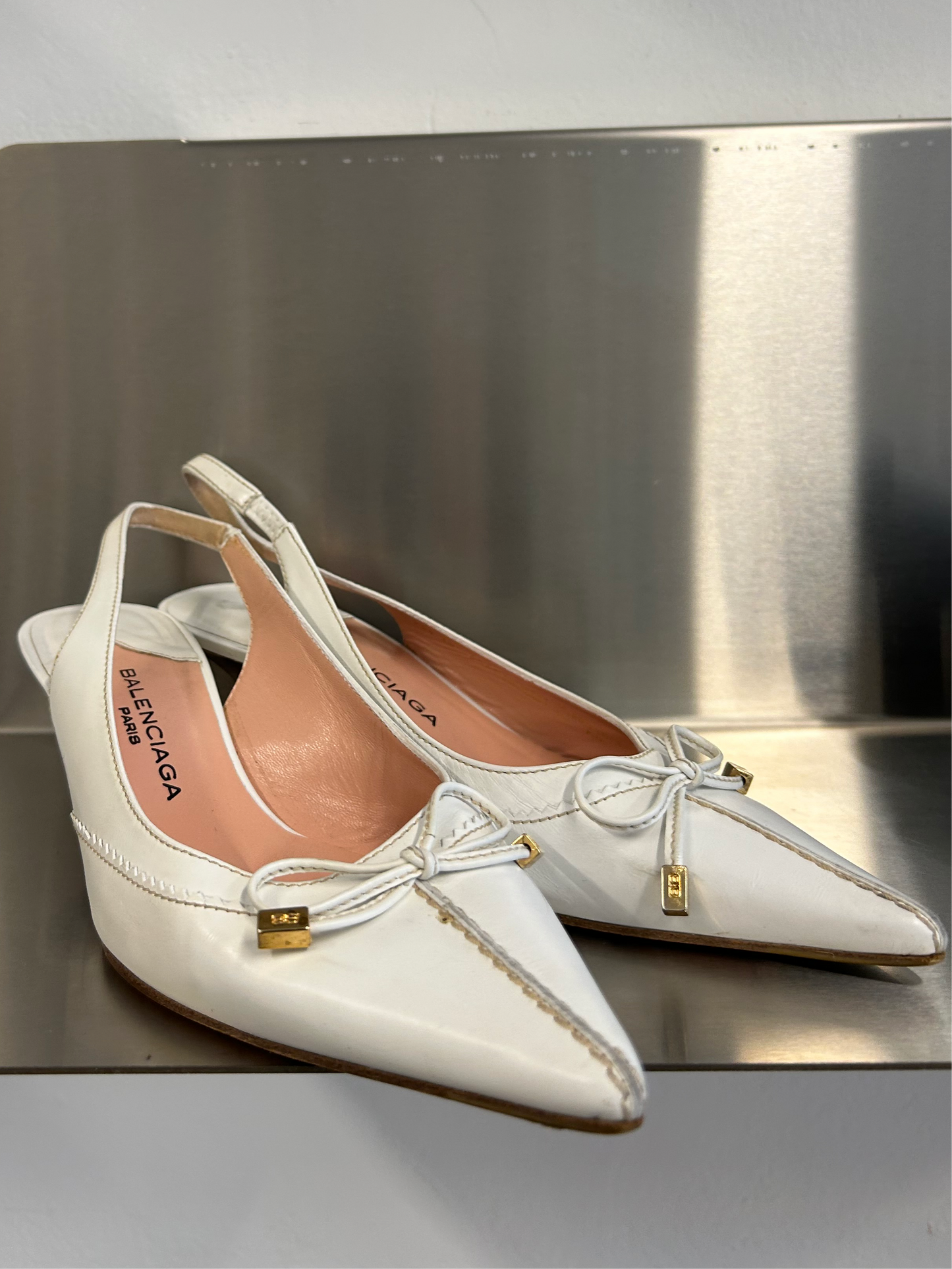 vintage BALENCIAGA kitten heels brides collection