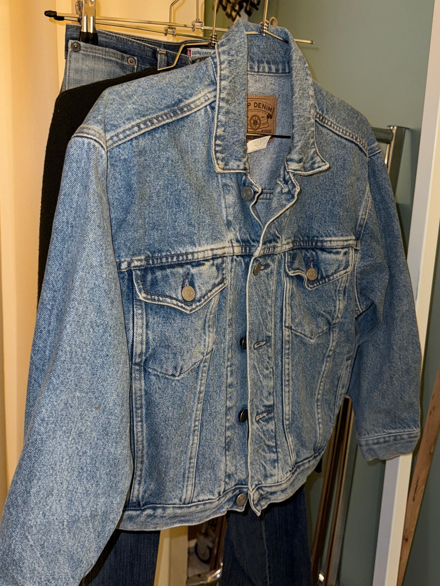 GAP Denim trucker jacket 1990s