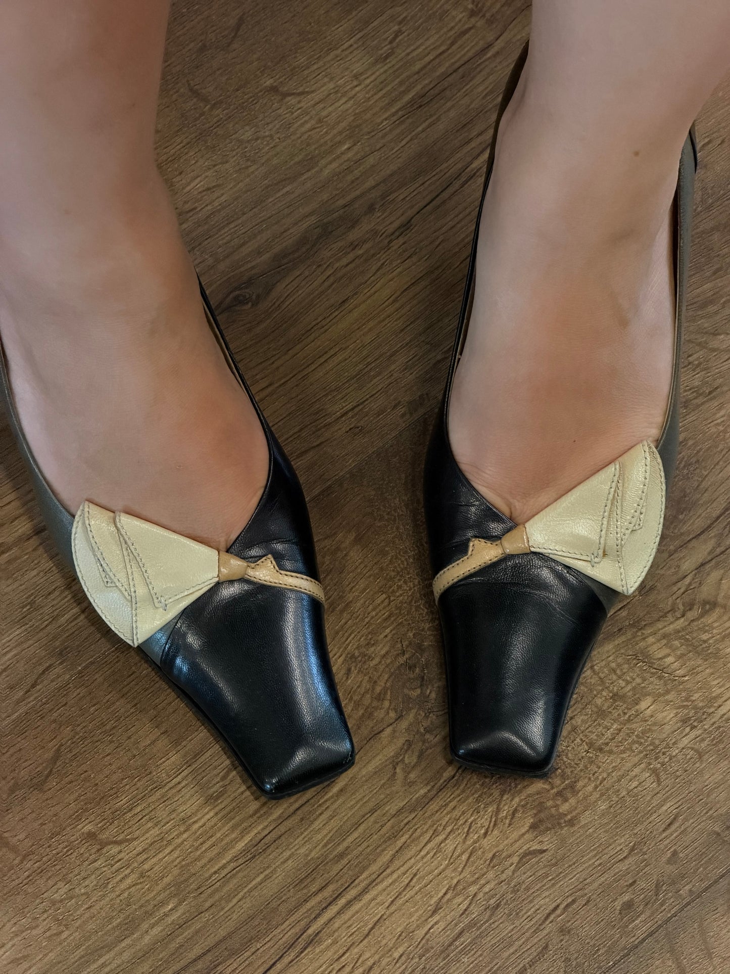 Miu Miu 1990s leather pumps