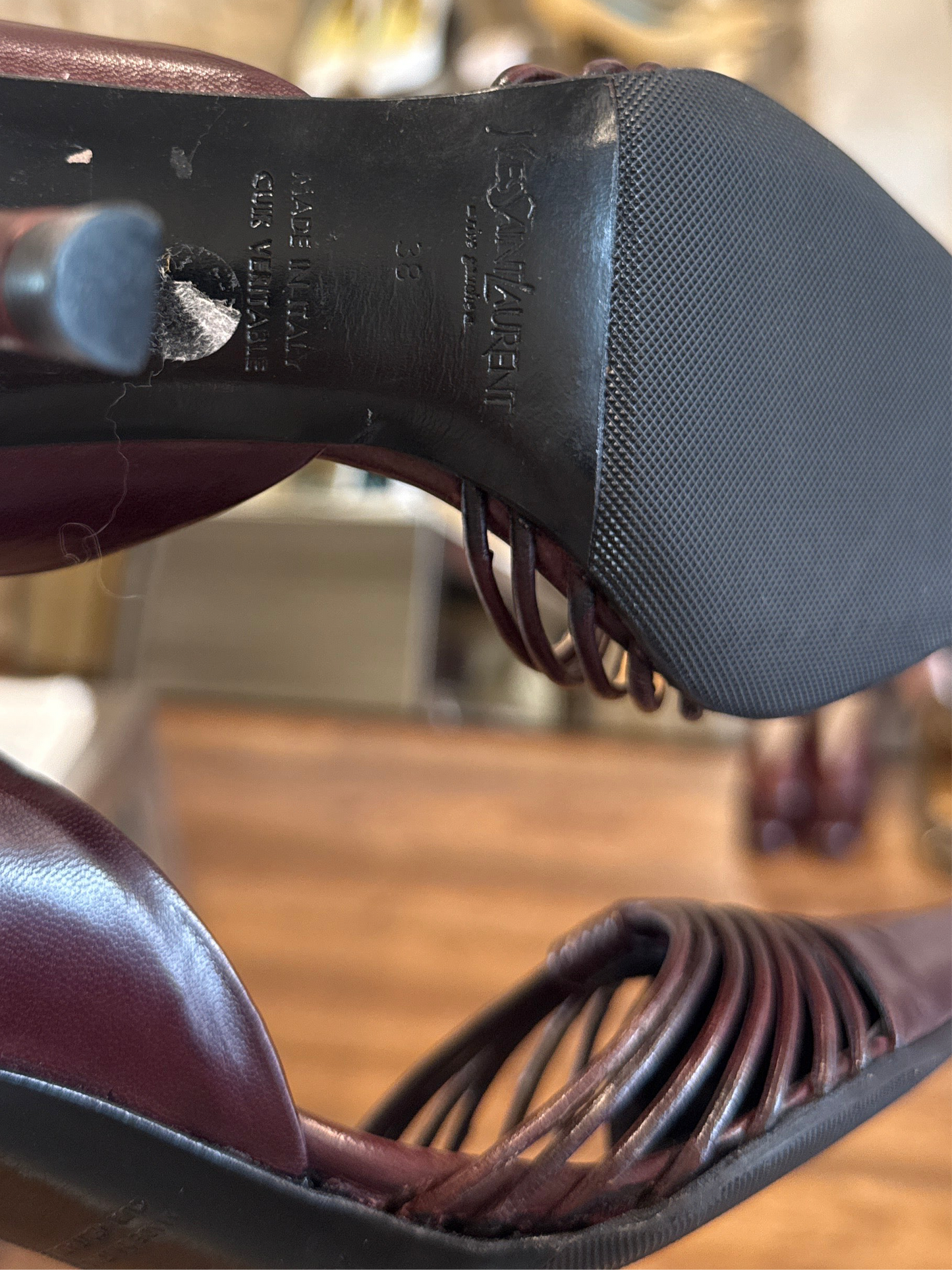 Yves Saint Laurent 90׳s pumps