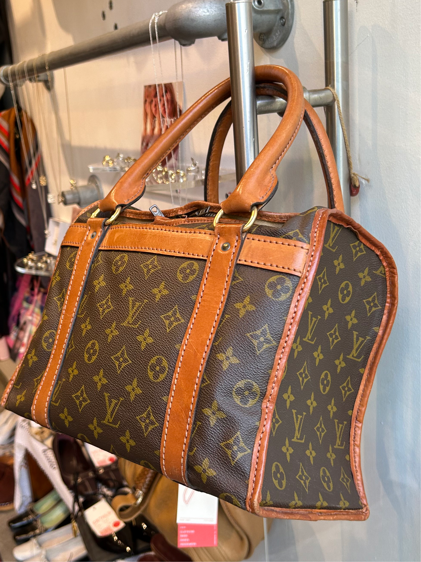 LOUIS VUITTON Monogram sac chassour 35 pet carry