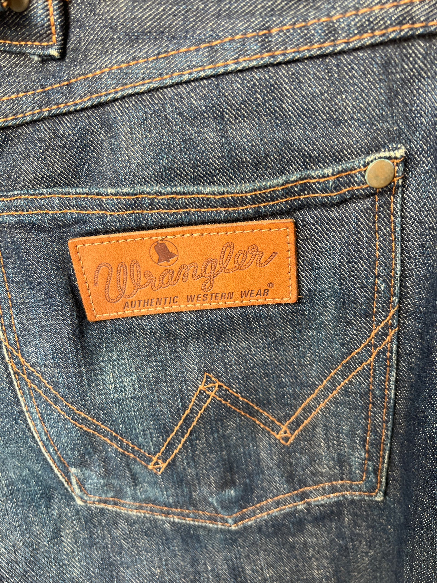 Wrangler Buckle Back Jean